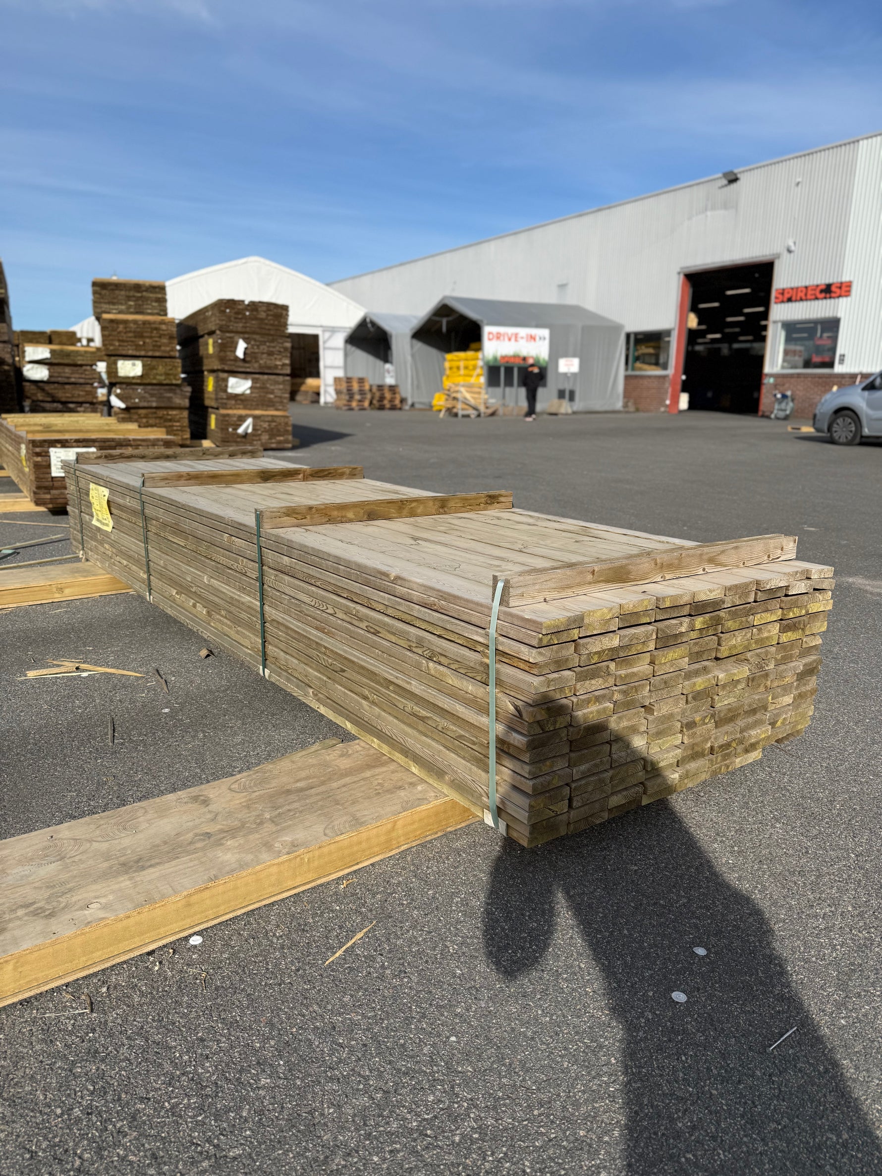 Paket Tryckimpregnerad Rillad Trall 28x120mm, 144st 3,90m