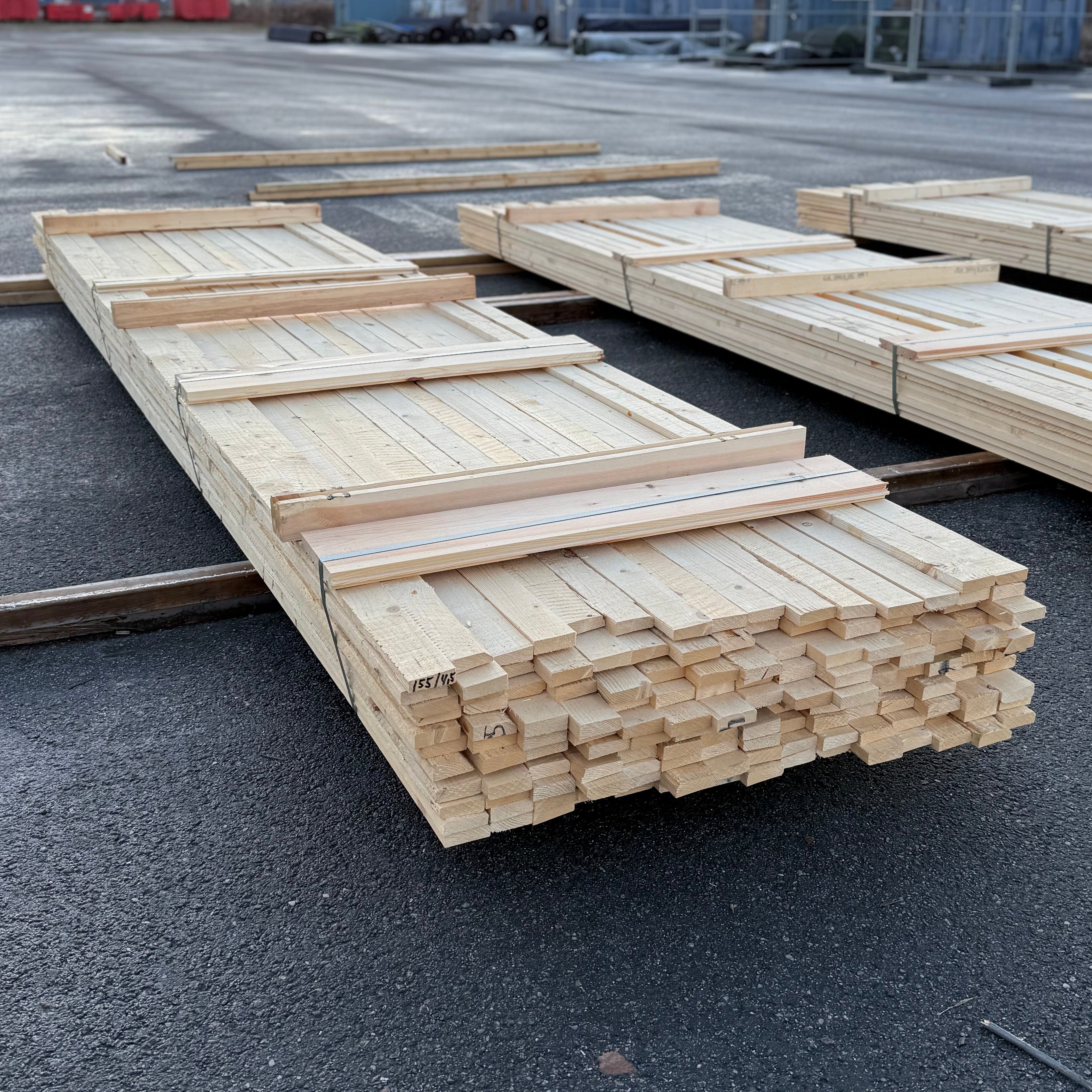 Paket Brädor 19x63mm – 154 st (4,50 m, gran, ohyvlad/råsågad)