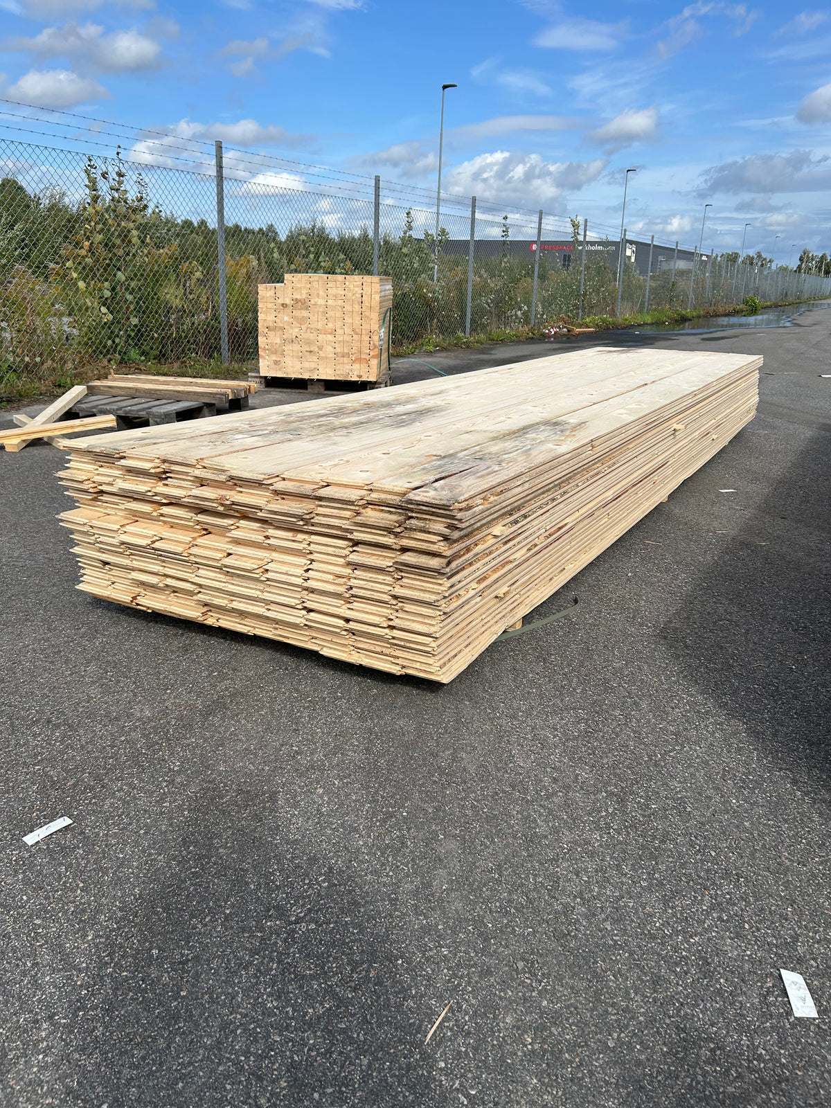 Parti Råspont 20x120 mm – 4,80m 220st (Fuktskadat)