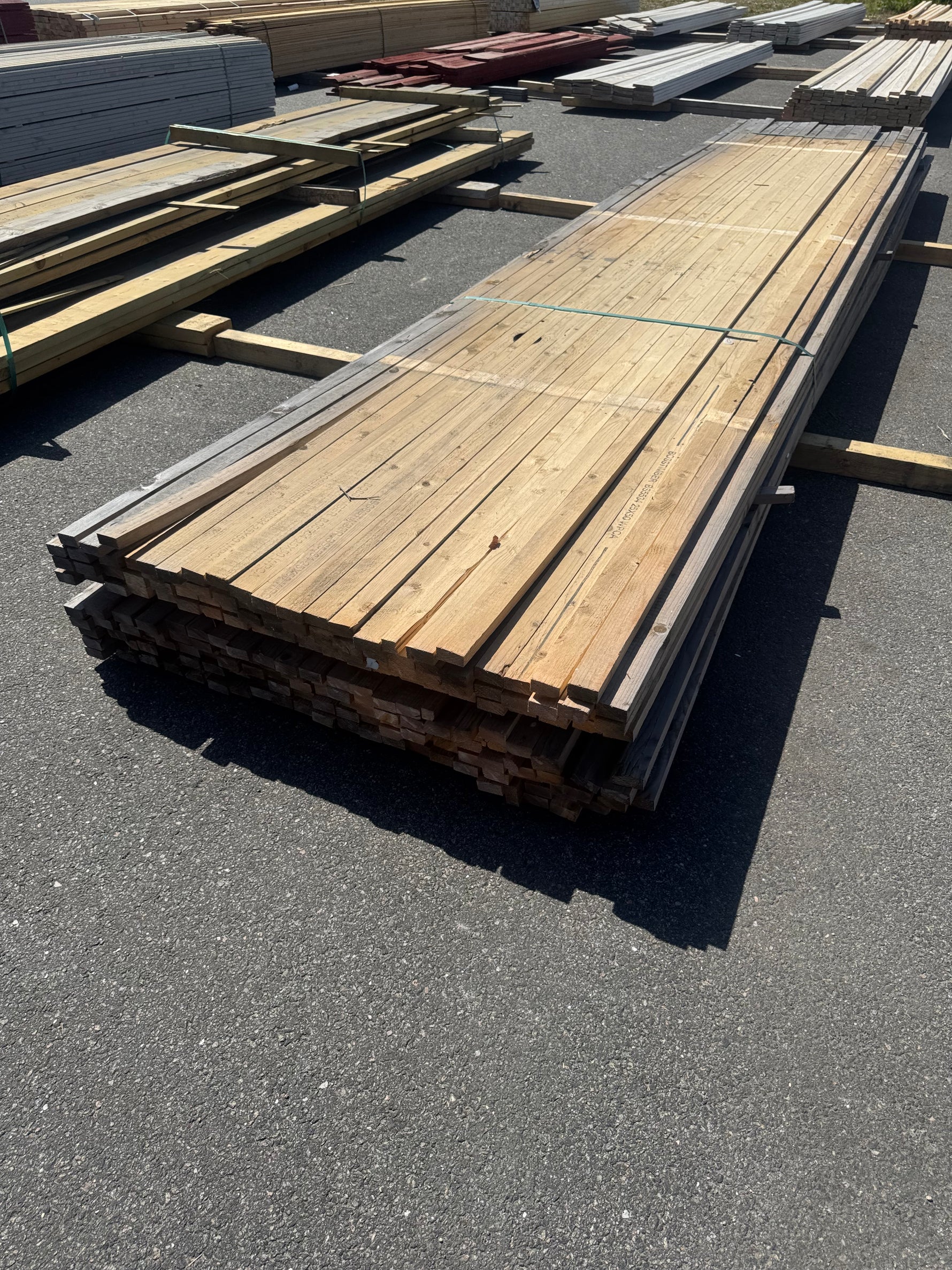 Paket Läkt 25x50 mm, 190 st 5,40 m Vattenskadat