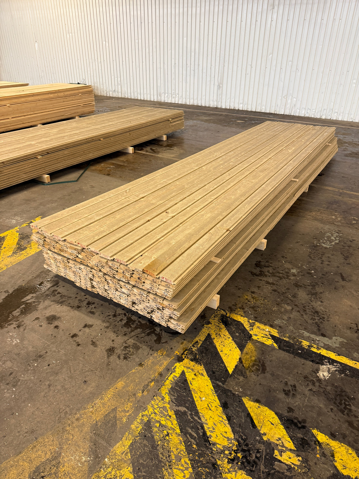 Paket Spårpanel Lasyr 22×95 mm 4,20 m – 143 st