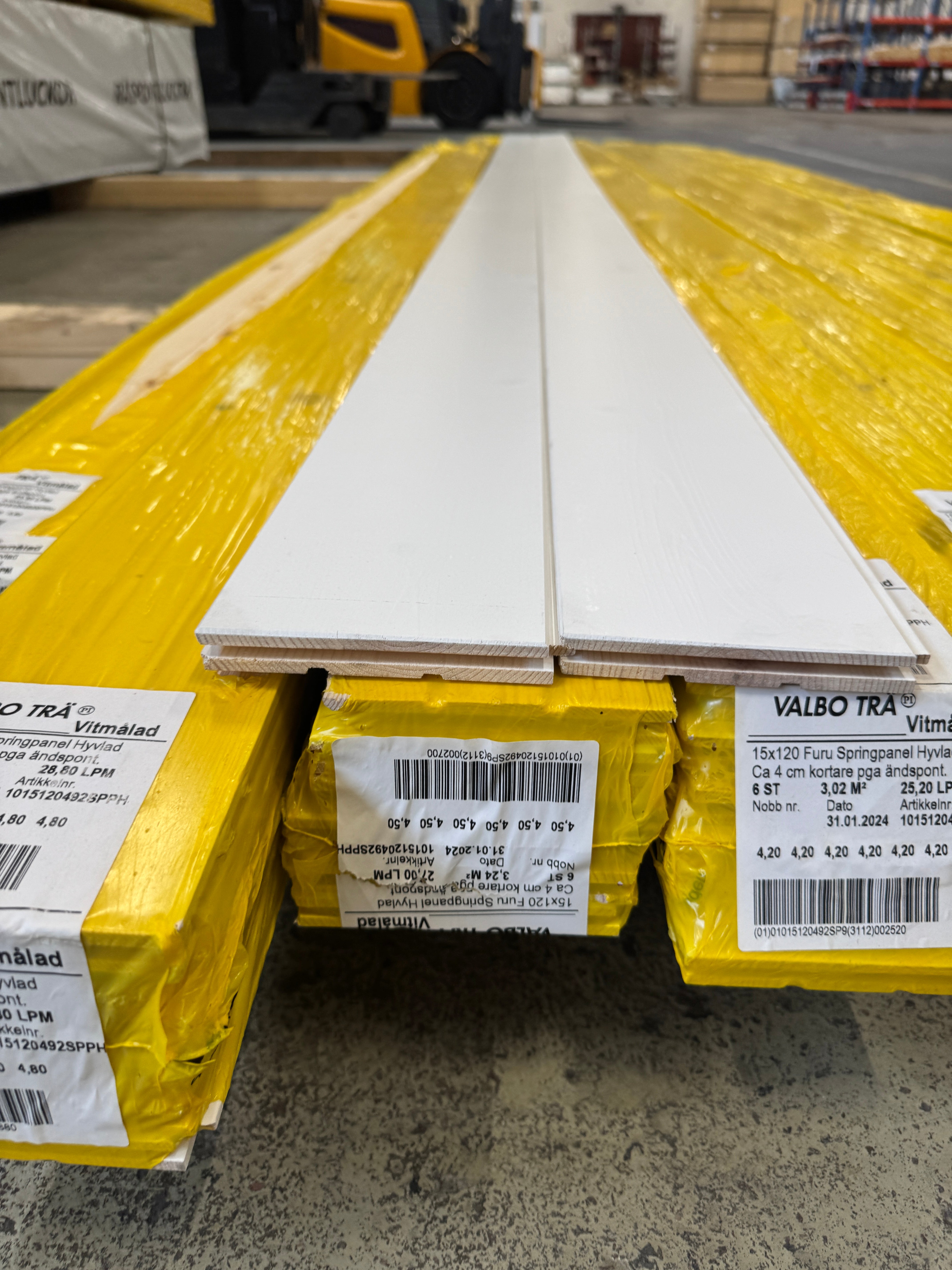 Paket Innerpanel 15x120mm – 8 pkt (3,90–4,76 m, furu, vitmålad)
