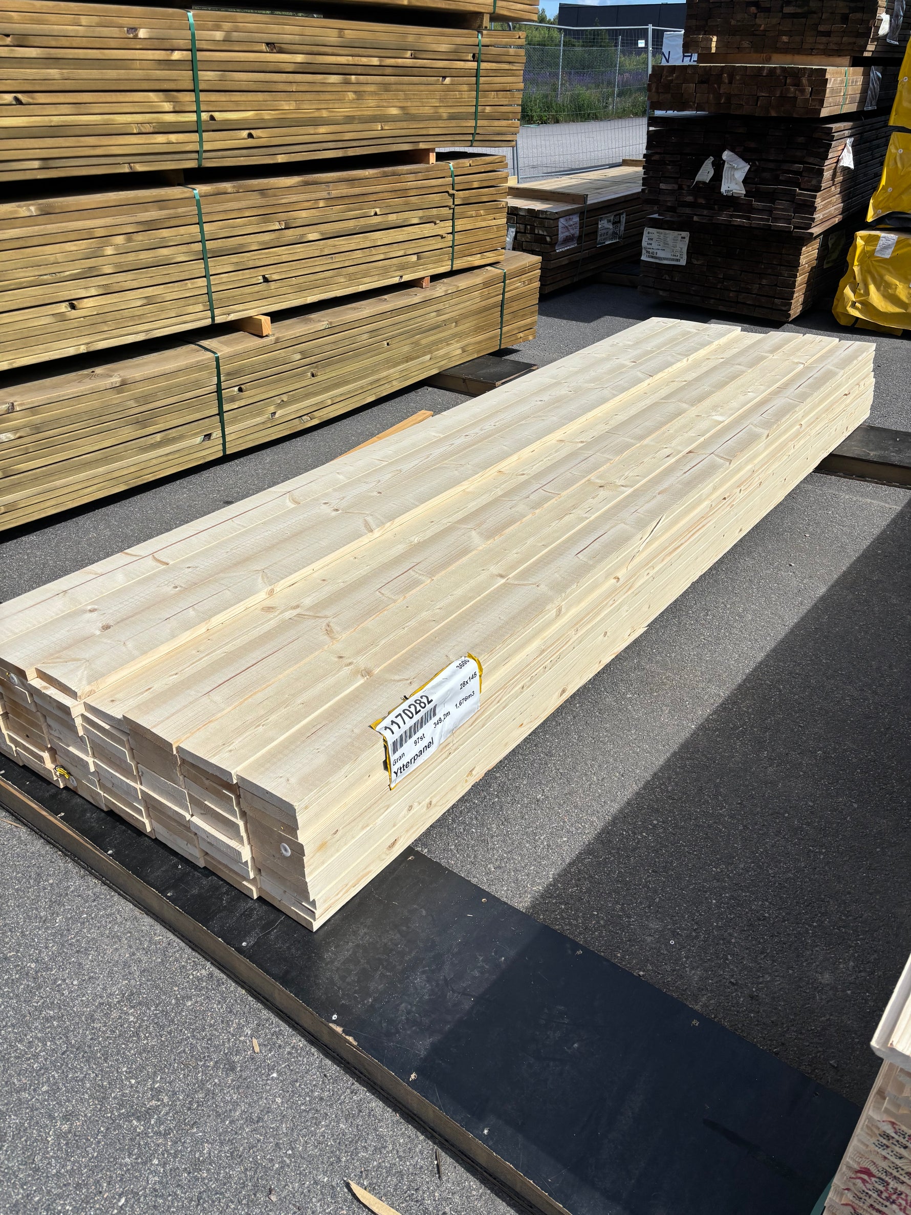 Paket Finsågade Brädor 28x145mm 76st 3,60m