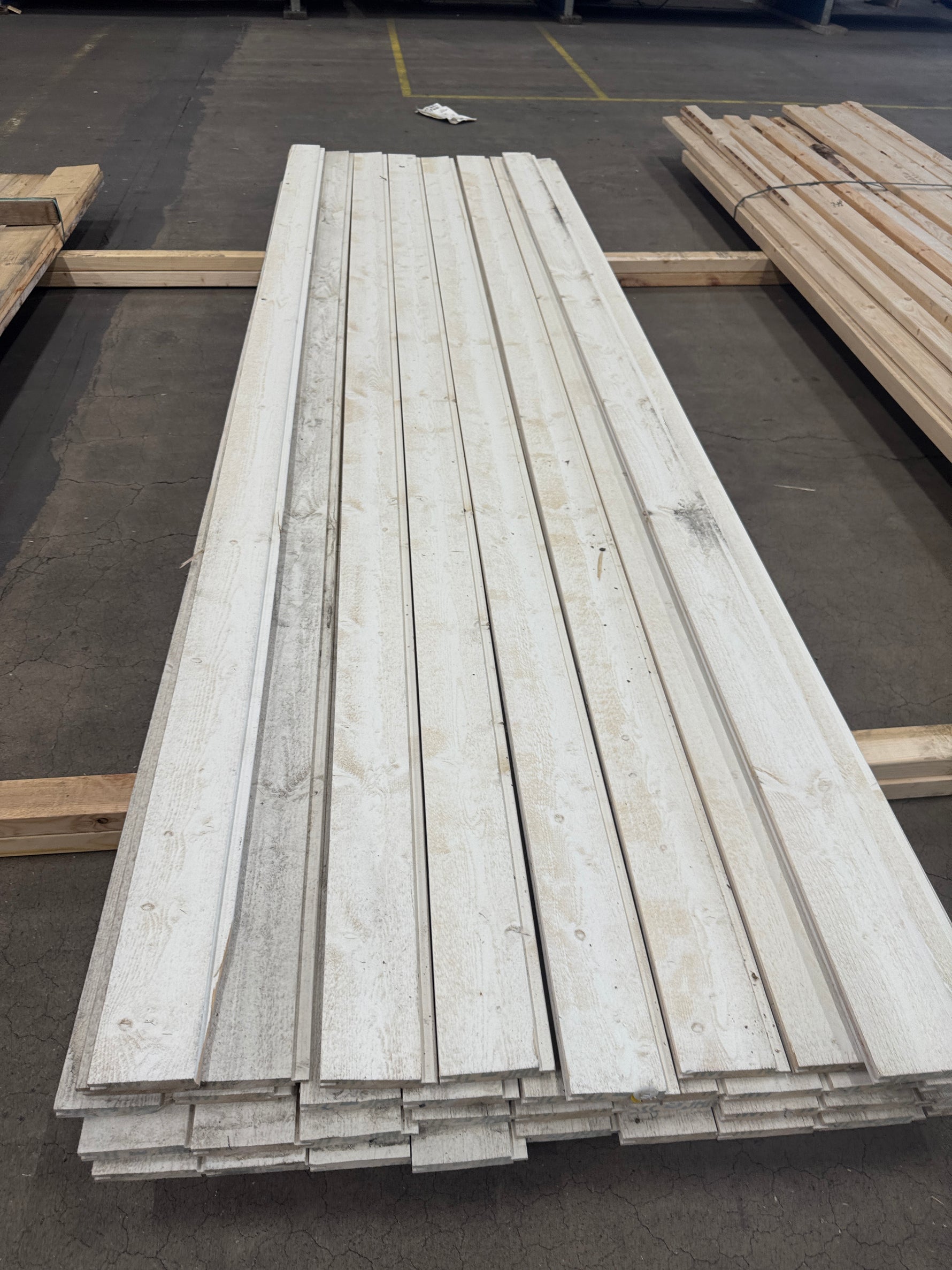 Paket Ytterpanel Spårpanel 22x120 mm 3,30 m – 38 st