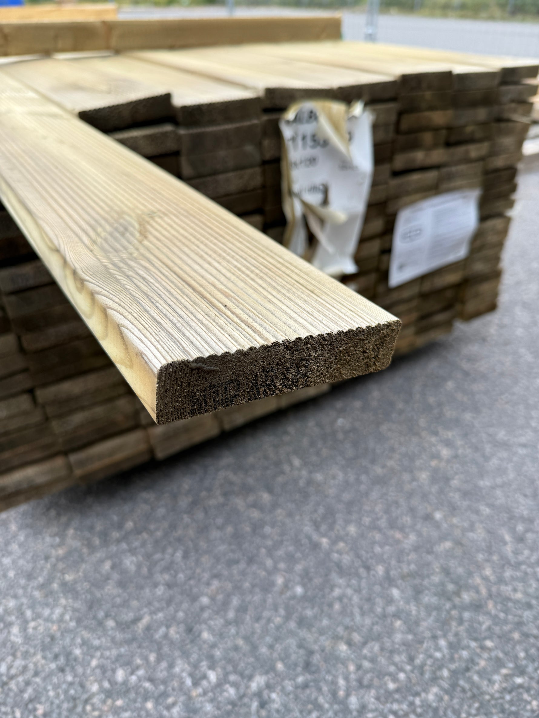 Paket Tryckimpregnerad Rillad Trall 28×120 mm, 153 st 4,80 m