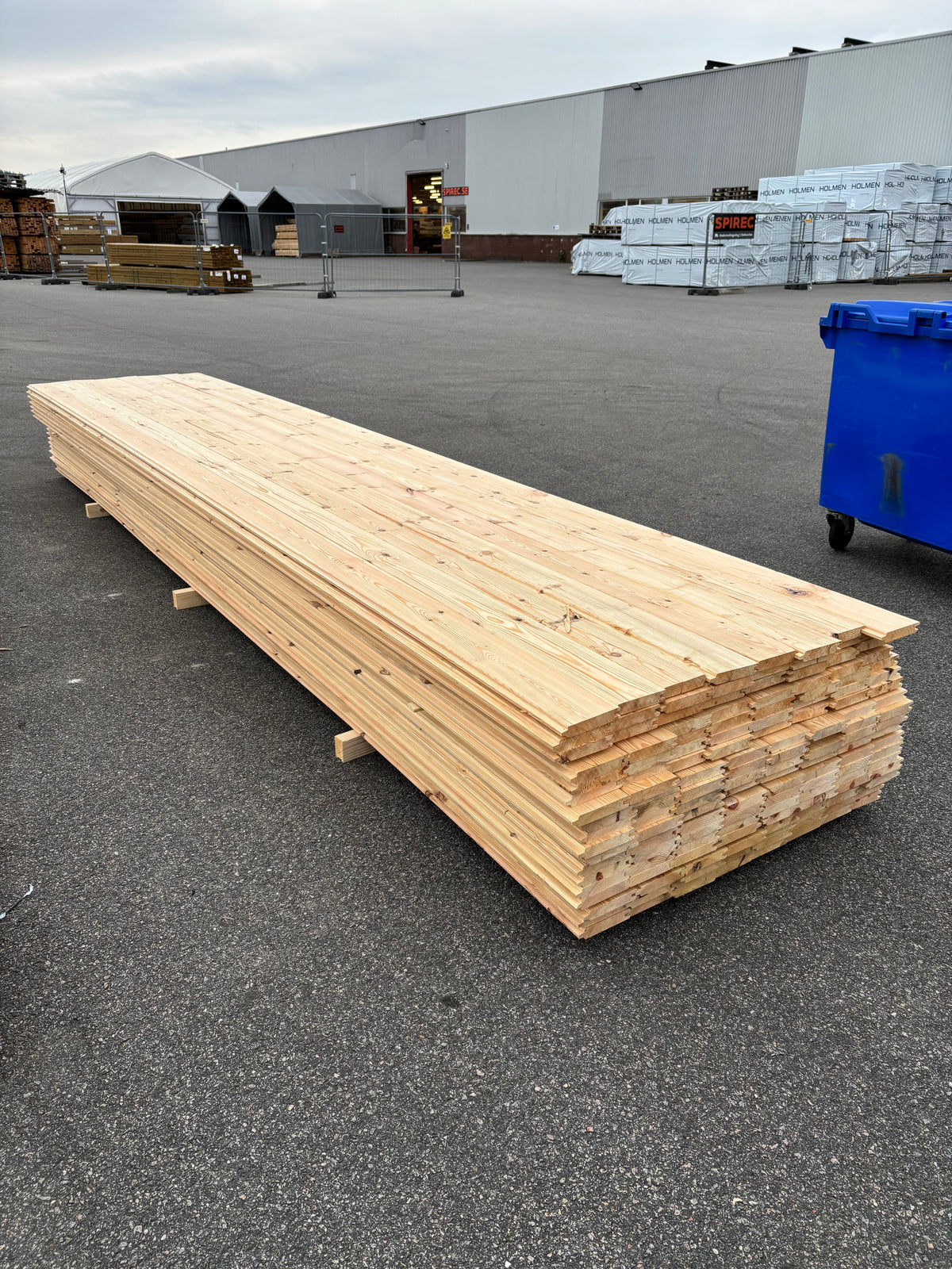 Paket Spontade Furu Brädor 27x145mm 5,40m – 152st (Andra Sortering)