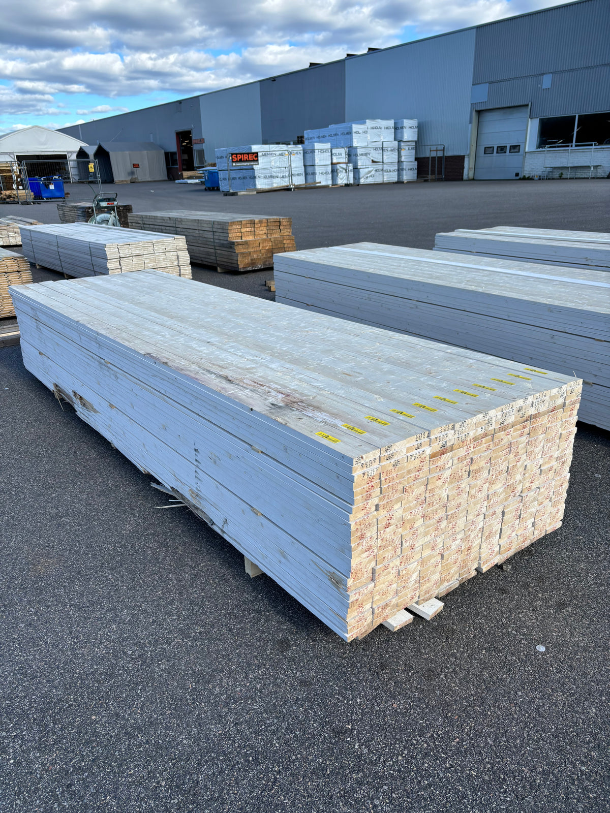 Paket Finsågade Brädor 22x95mm 3,60m 286st Vit Mellanstrukna