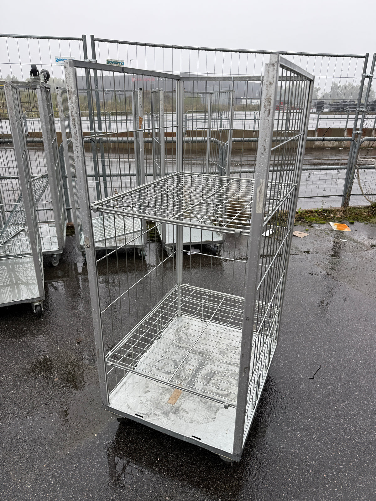 Parti Tresidiga Rullcontainrar – 17 st