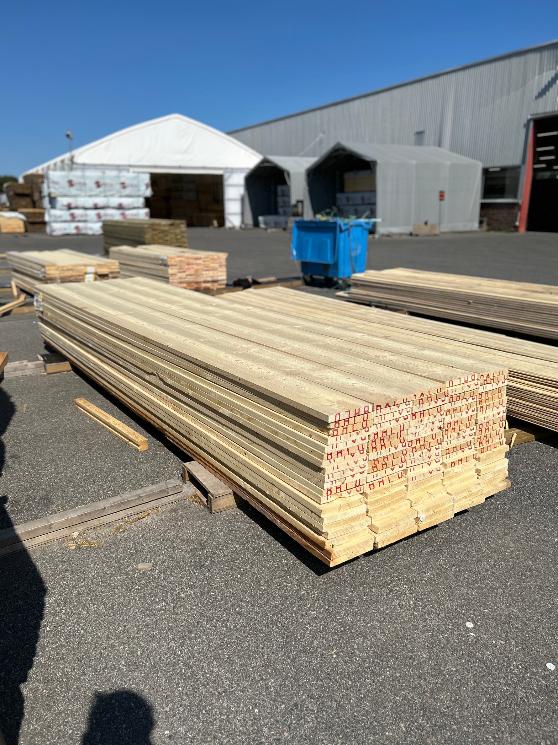 Paket Finsågade Brädor 28x220mm 4.50m 95st Obehandlade