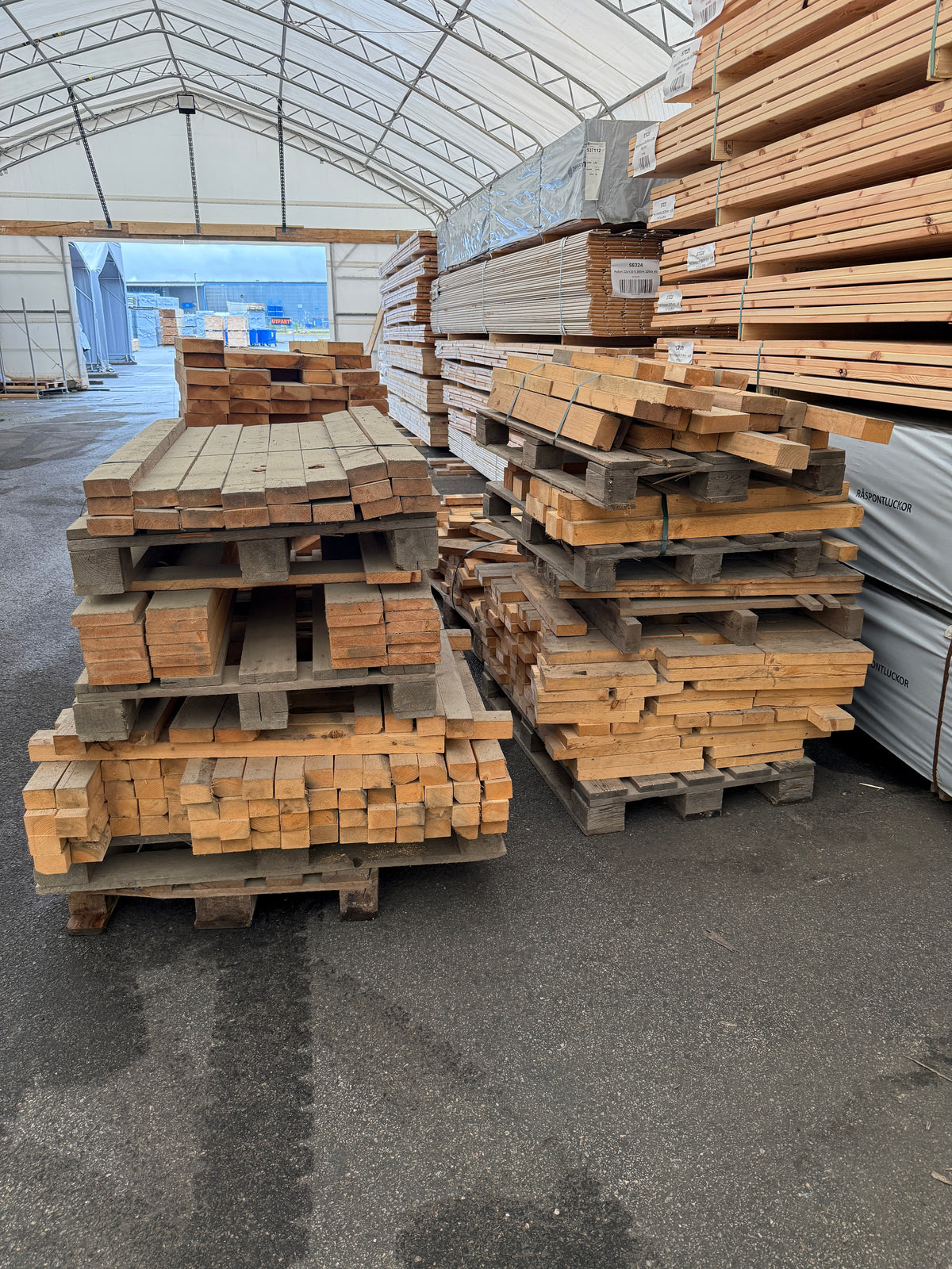 Blandparti Ströläkt/Reglar (40–120cm) 11 pallar