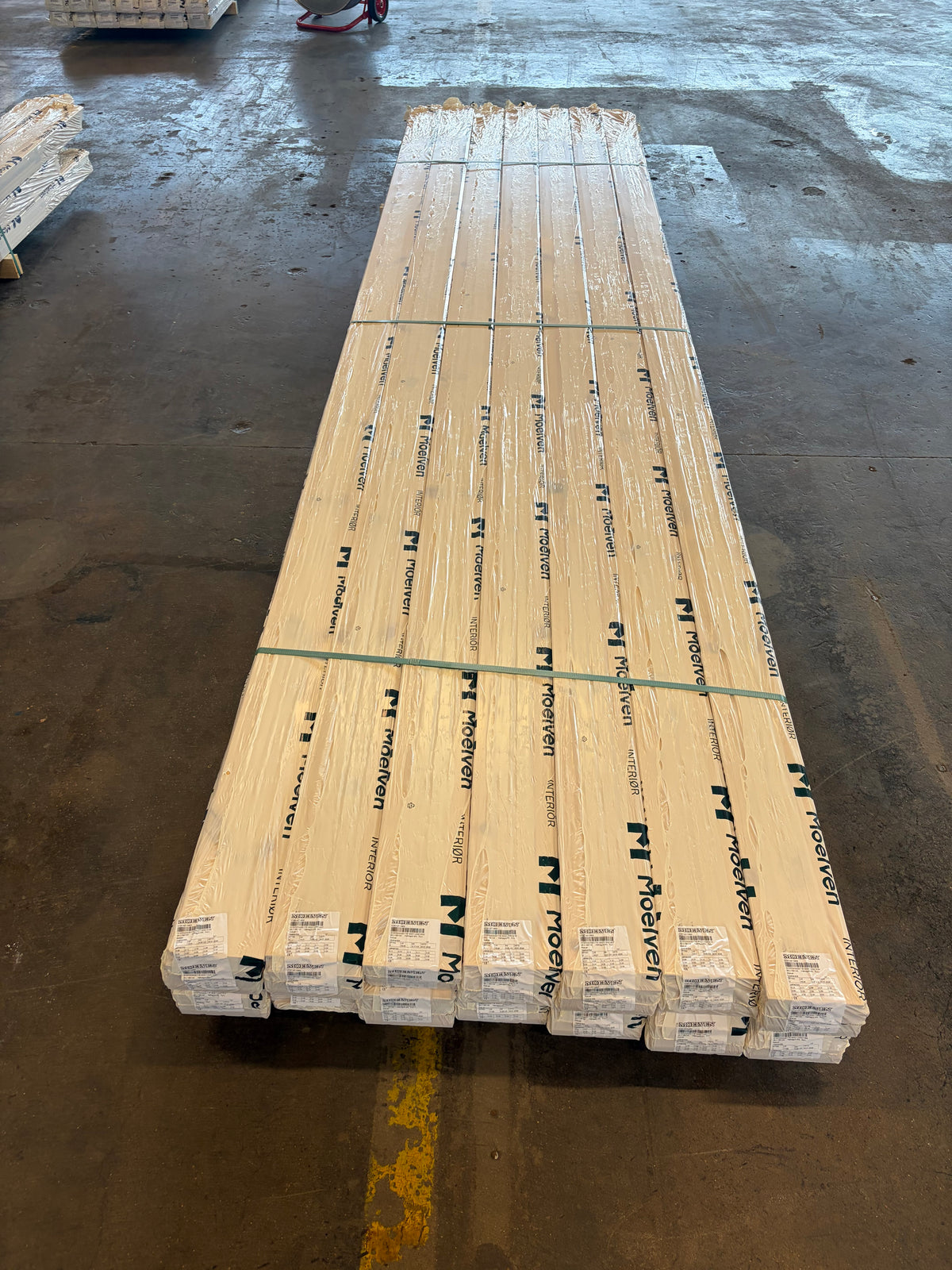 Paket Massivt furugolv 20×135/142 mm – Obehandlat Robust, ca 31 m²