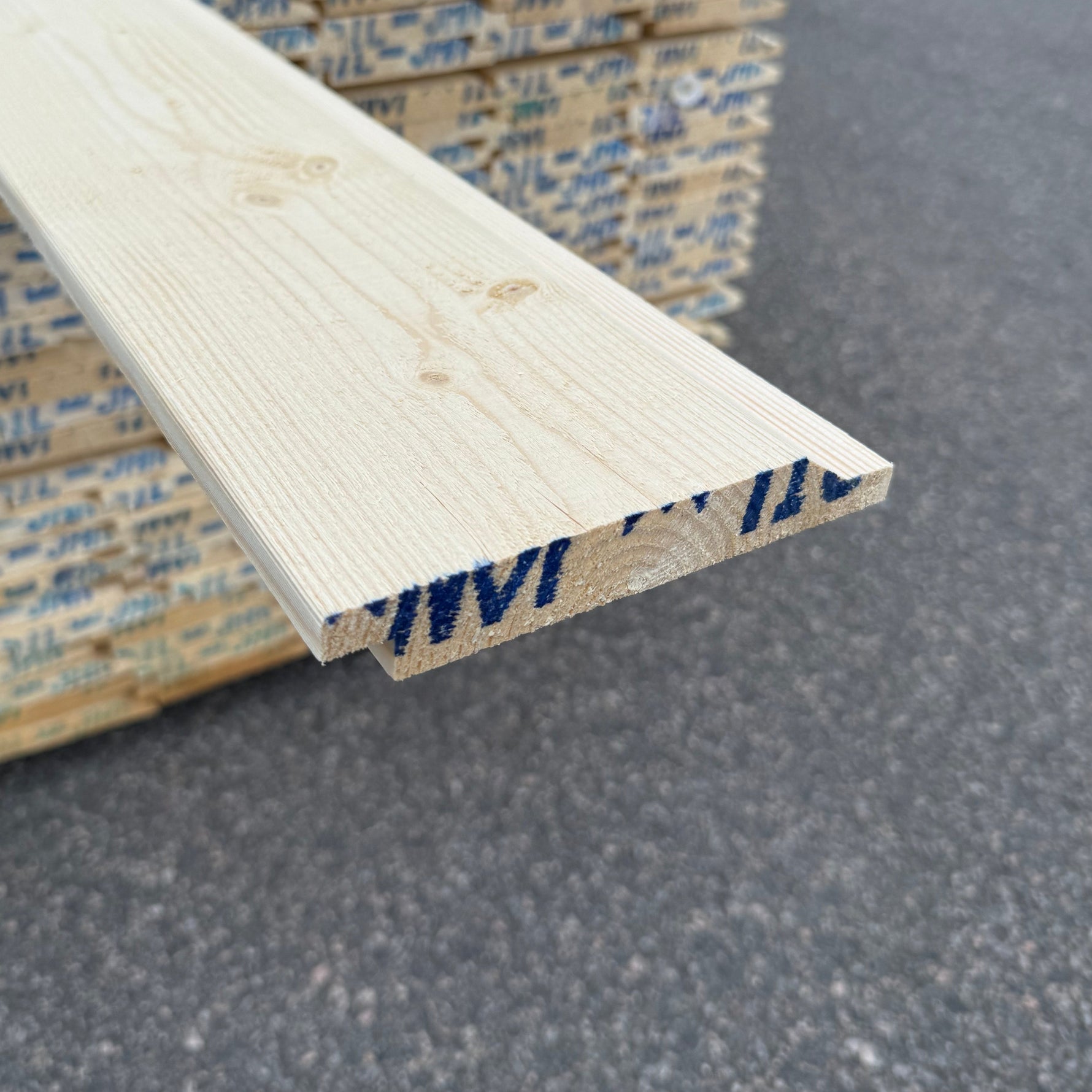 Paket Ytterpanel Enkelfas Halvspont 22x145mm 3.90m Gran 175st