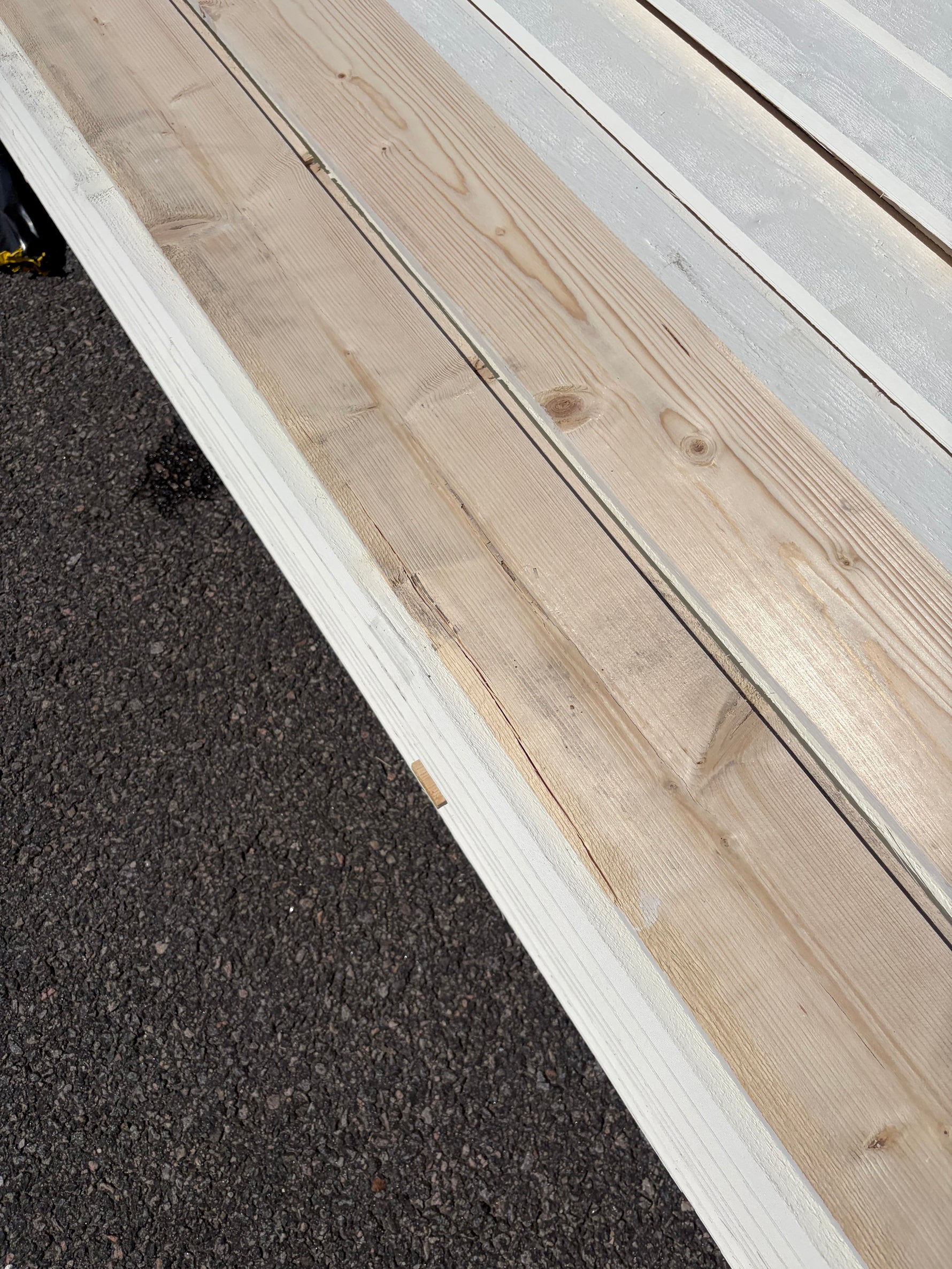Paket Ytterpanel Dubbelfas Halvspont 22x145mm, 75st 4.20m Mellanstruken