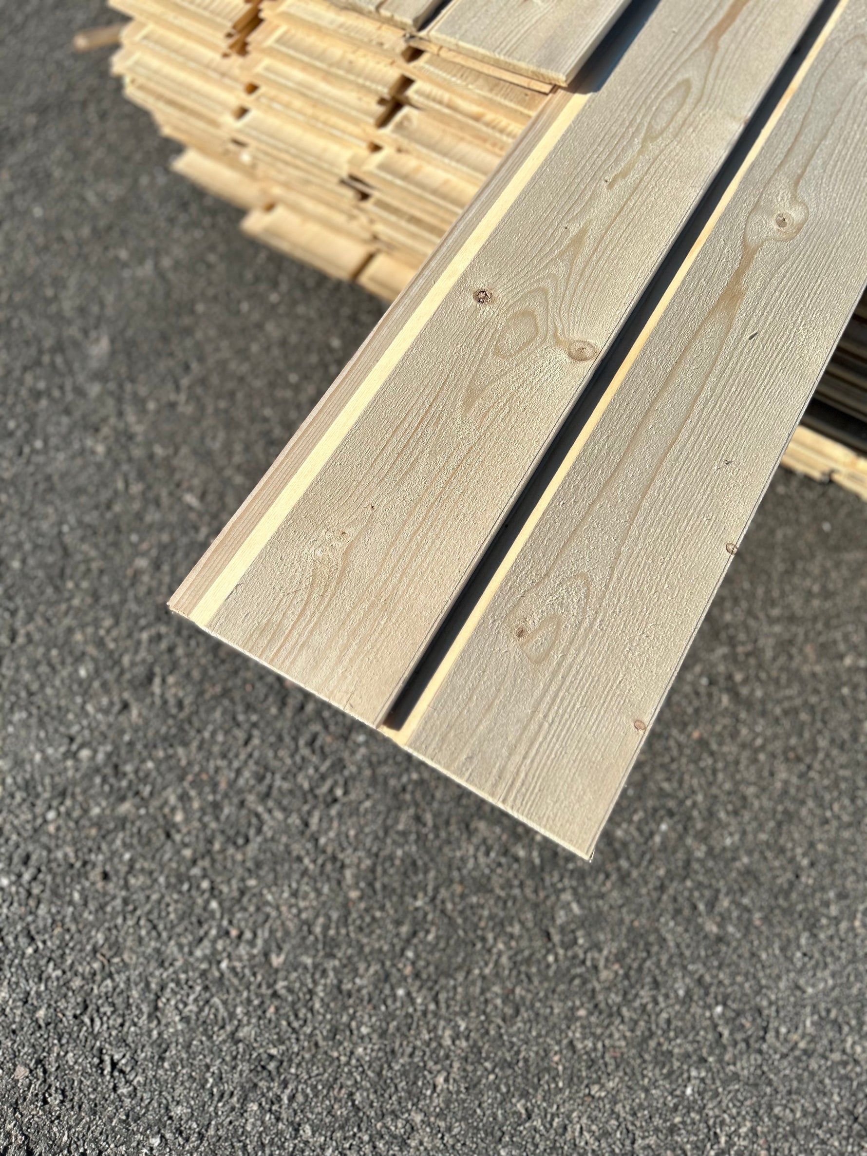 Paket Ytterpanel Enkelfas Fals Ändspont 22x145mm, 106st 3.60m