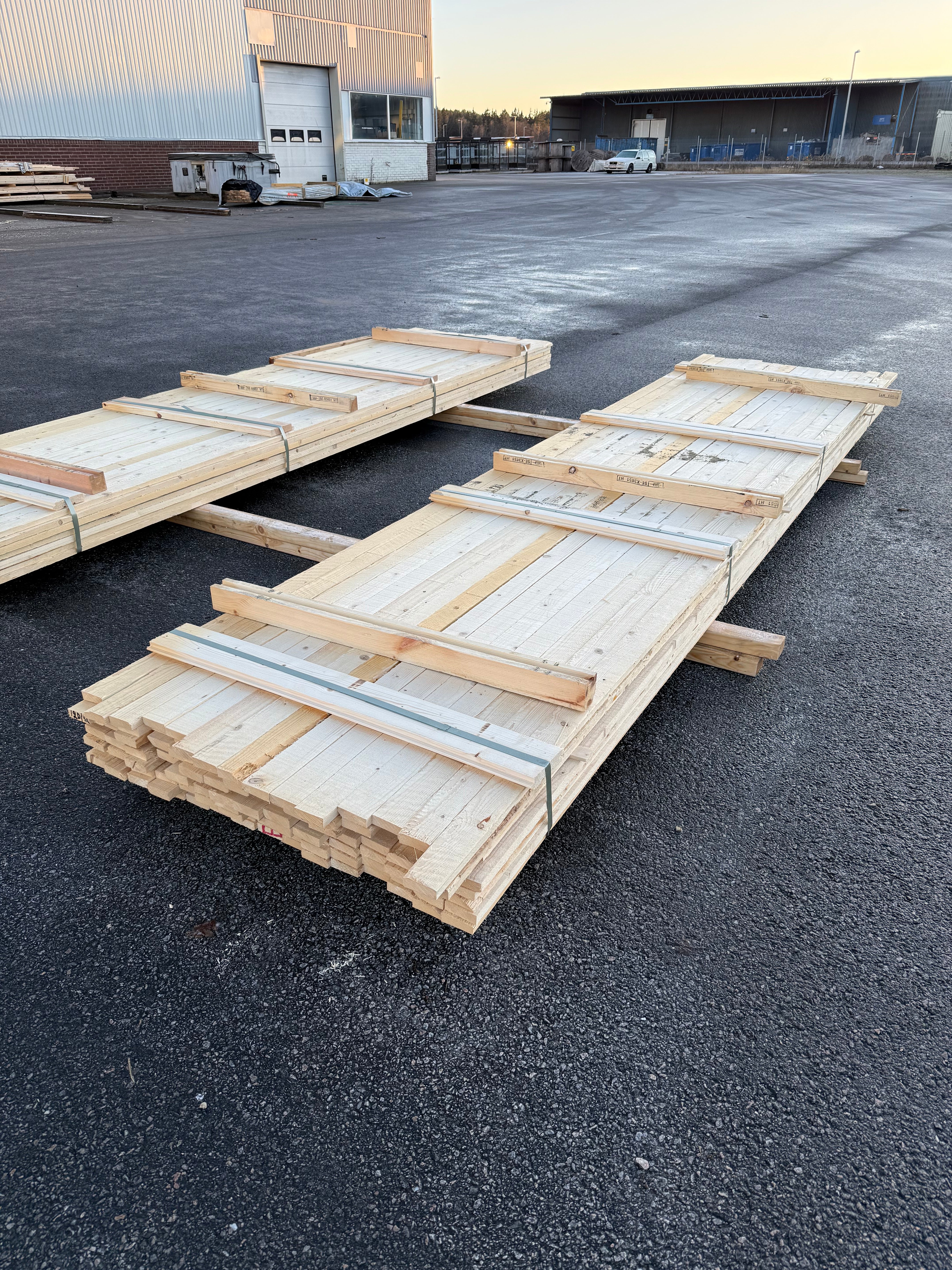 Paket Brädor 19x63mm – 120 st (4,20 m, gran, ohyvlad/råsågad)