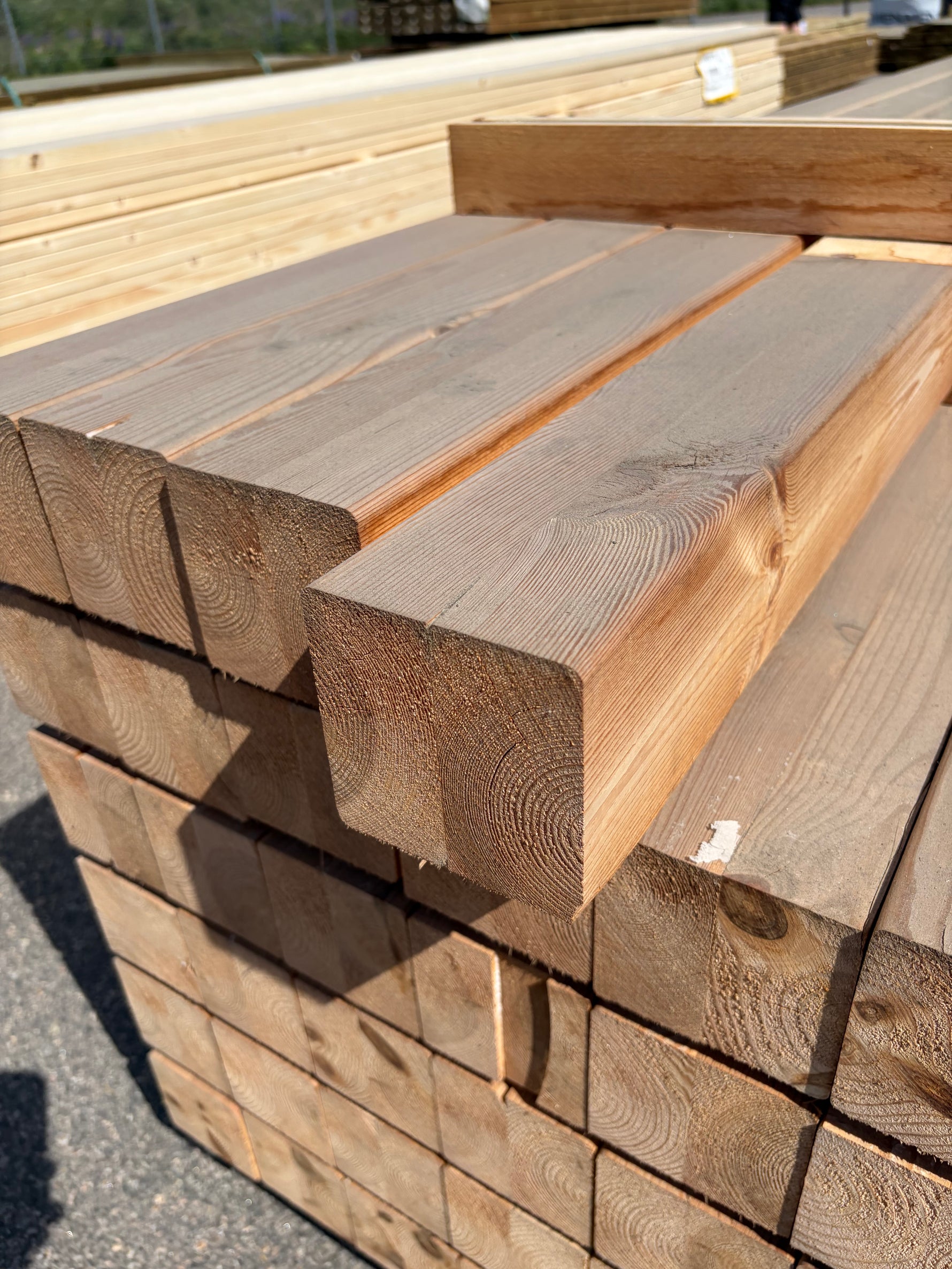 Paket Stolpar 92x92mm 4.18m 61 st Limträ