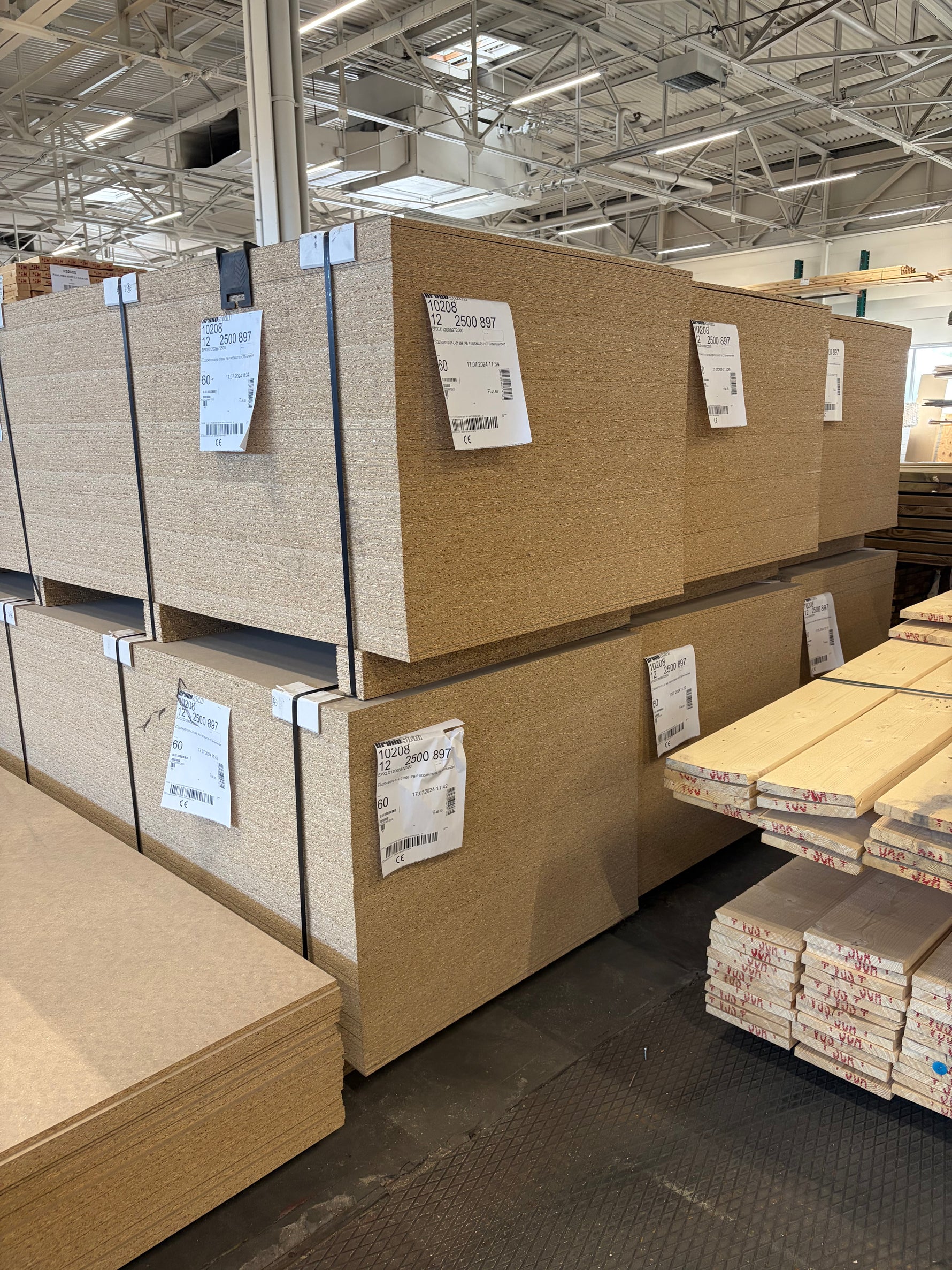 Spånskiva 12x2500x897mm- Kronospan