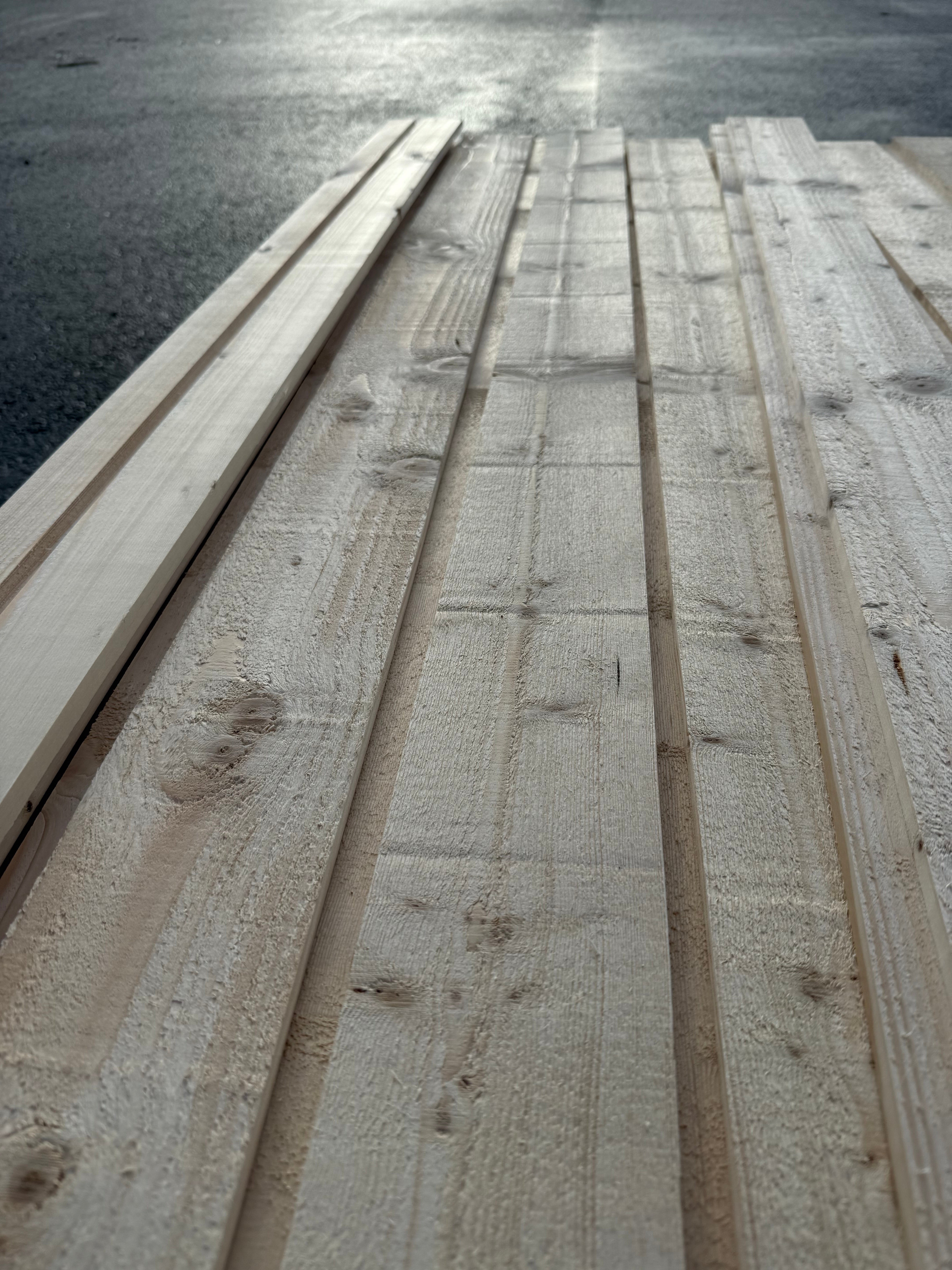 Paket Hakfals 22x120mm – 126 st (4,2 m, gran, obehandlad) Revor