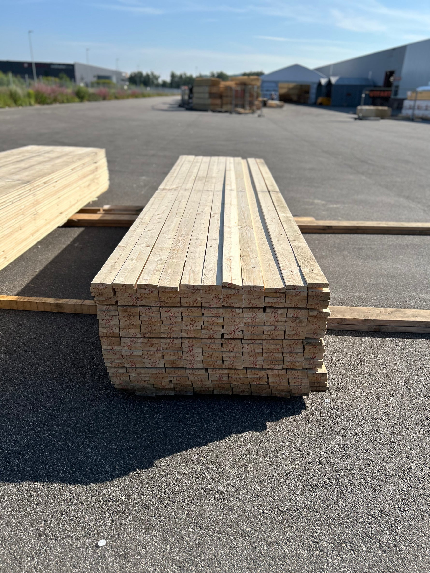 Paket Finsågade Brädor 22x95mm 4,20m 285st Obehandlad