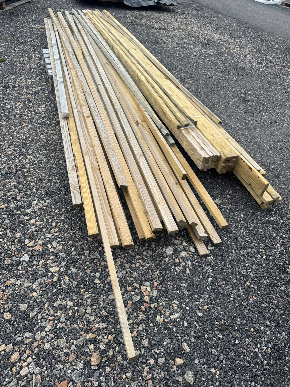 Paket Impregnerad Läkt 25x36/25x48mm – 3,60/4,20/4,80m