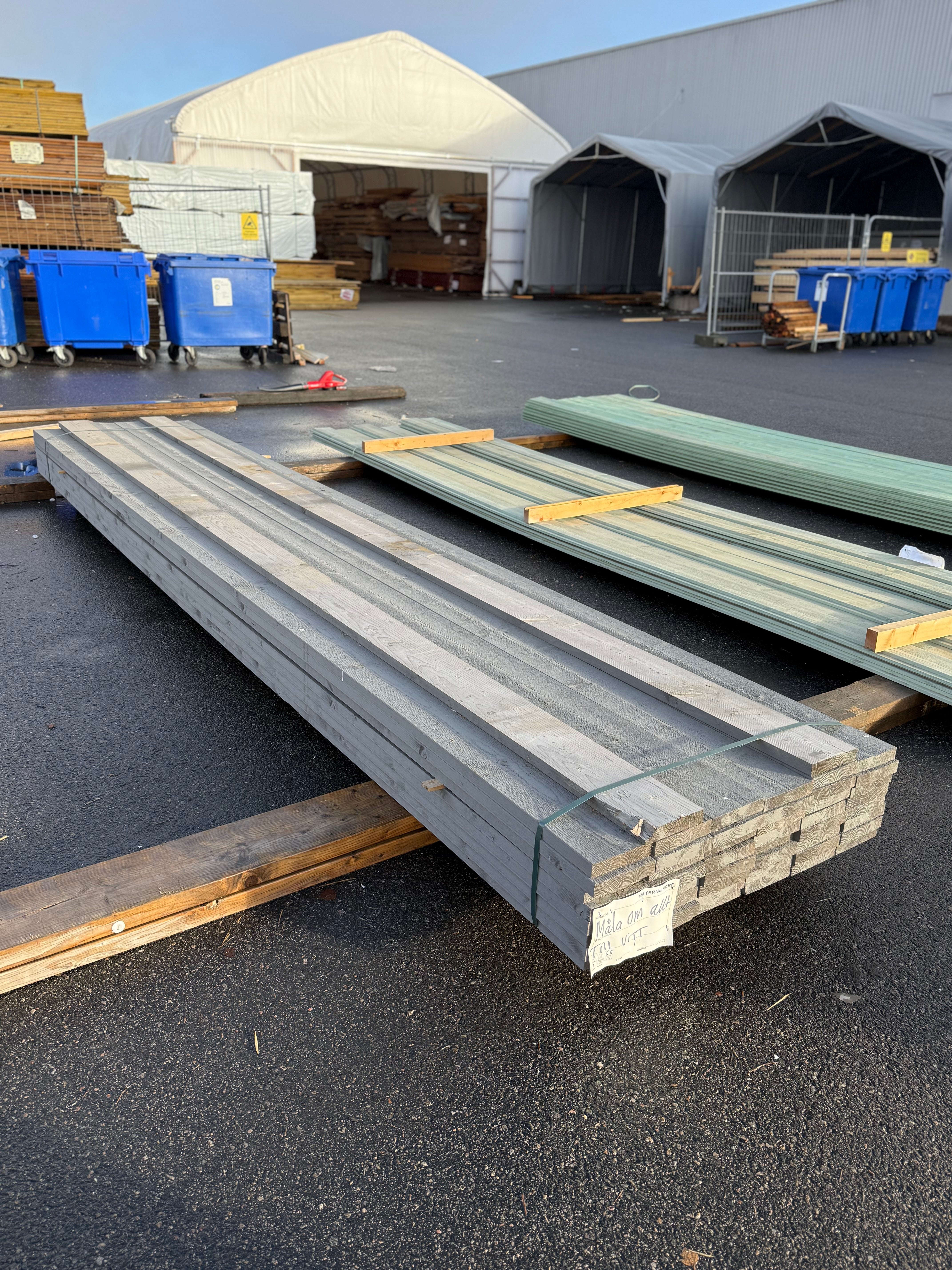 Paket Finsågad Bräda 28x145 mm – 19 st (4,80 m, Målad NCS S 6500-N)