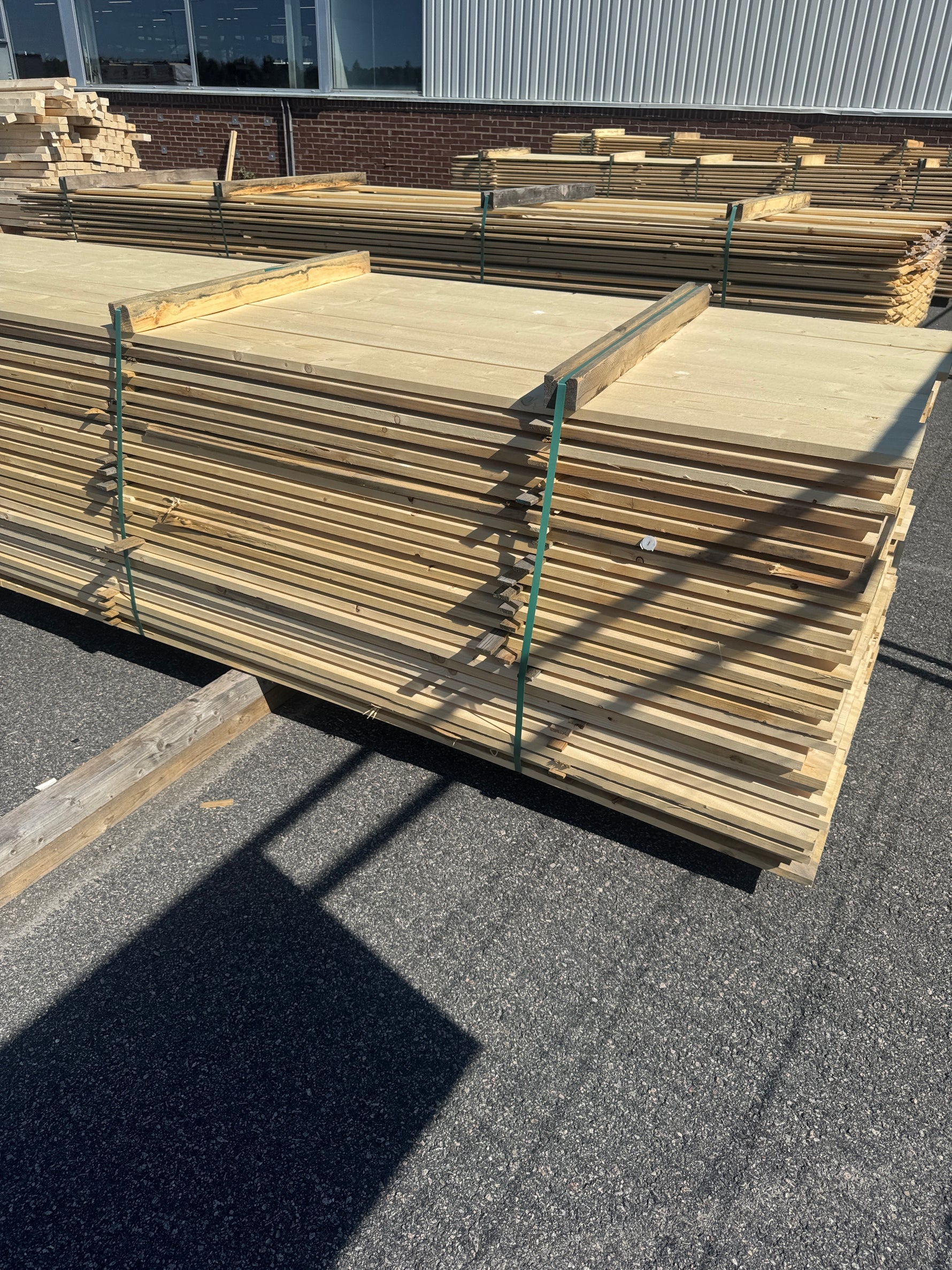 Paket Finsågade Brädor 22x195mm 5,40m 125st B-sortering