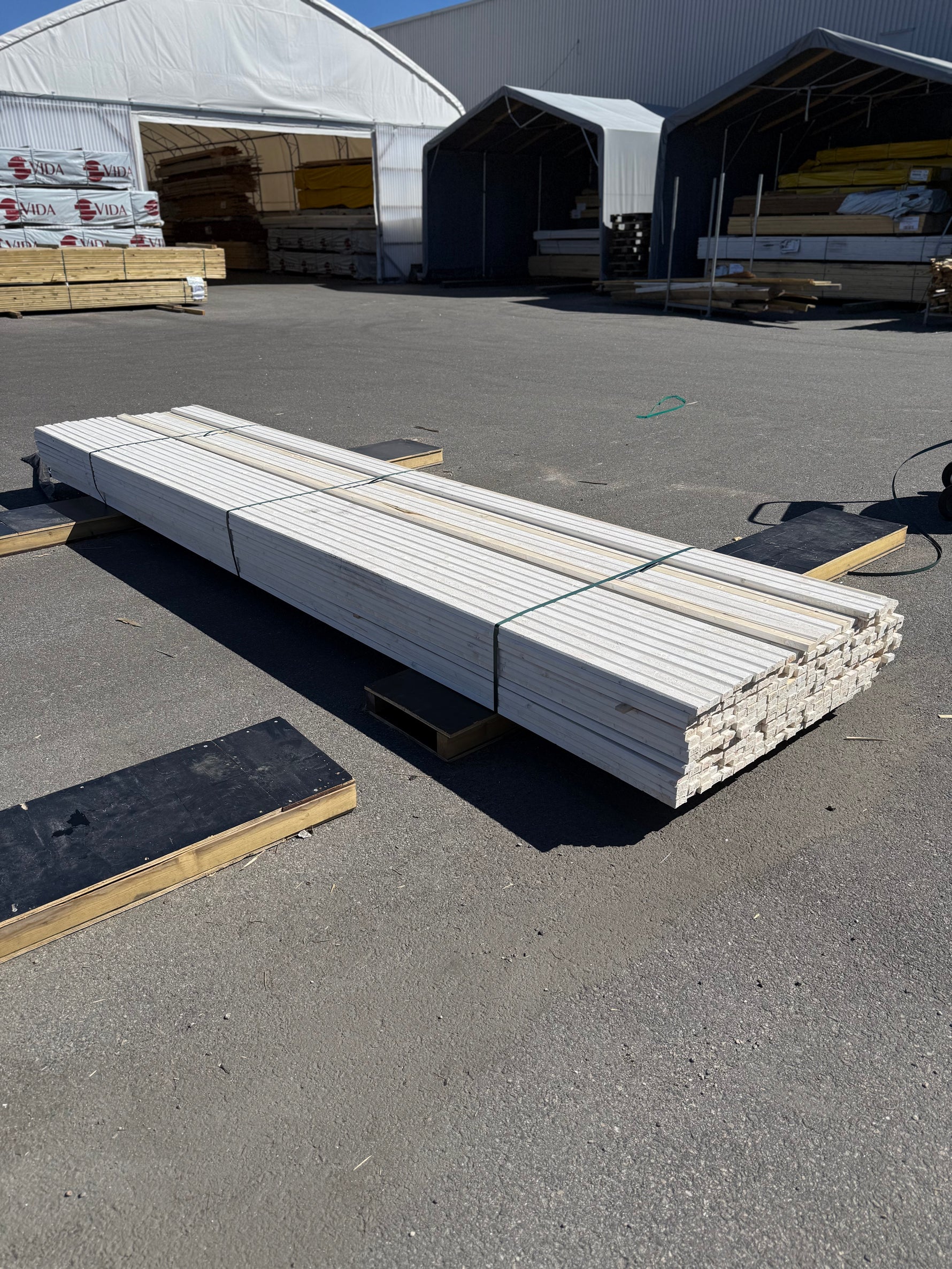 Paket Lockläkt 22x45mm, 258st 4.20m- Grundmålade