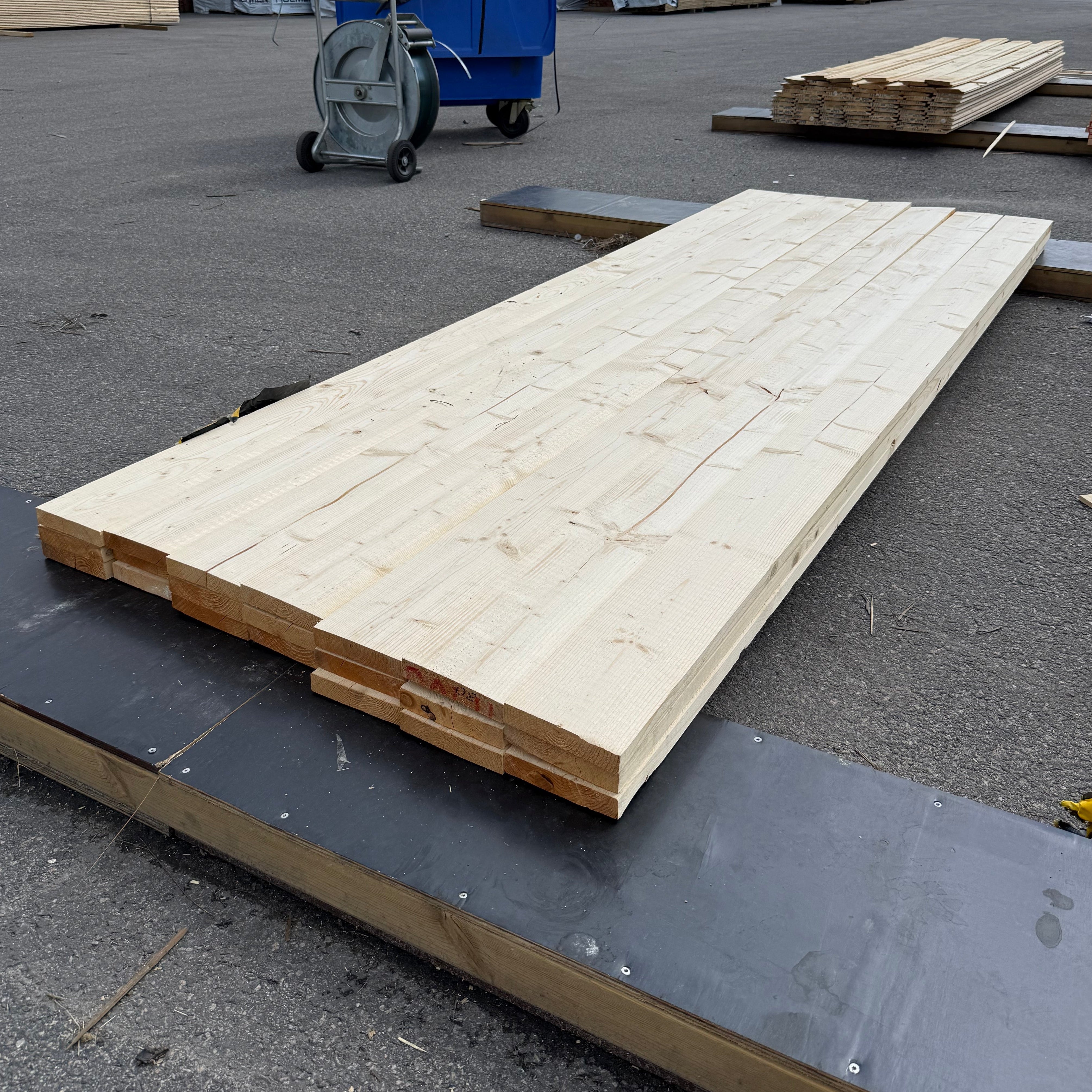 Paket Finsågade Brädor 28x145mm 3.0m 21st