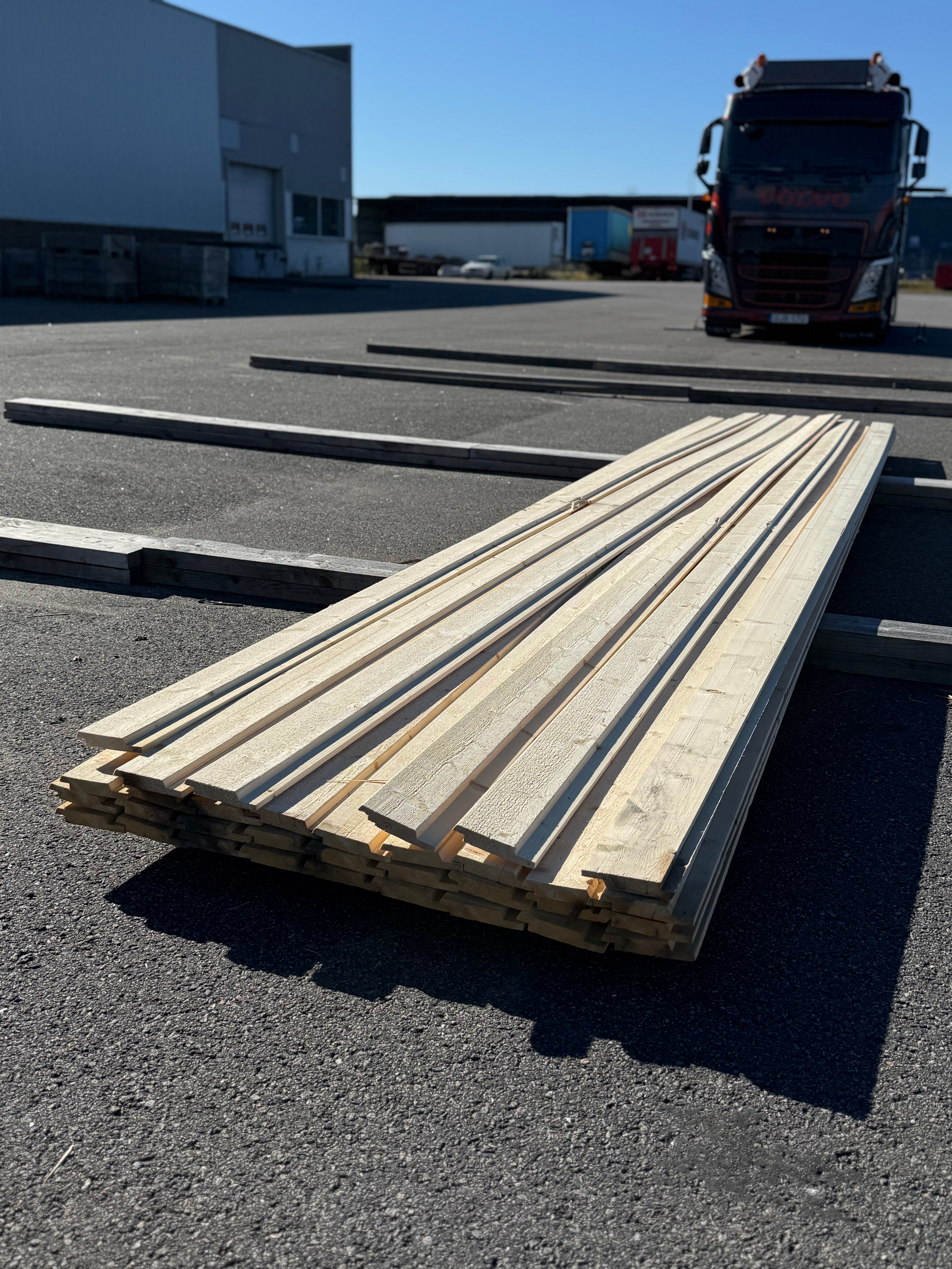 Paket Ytterpanel 22x120mm – 33 st (5,40 m, gran, obehandlad)
