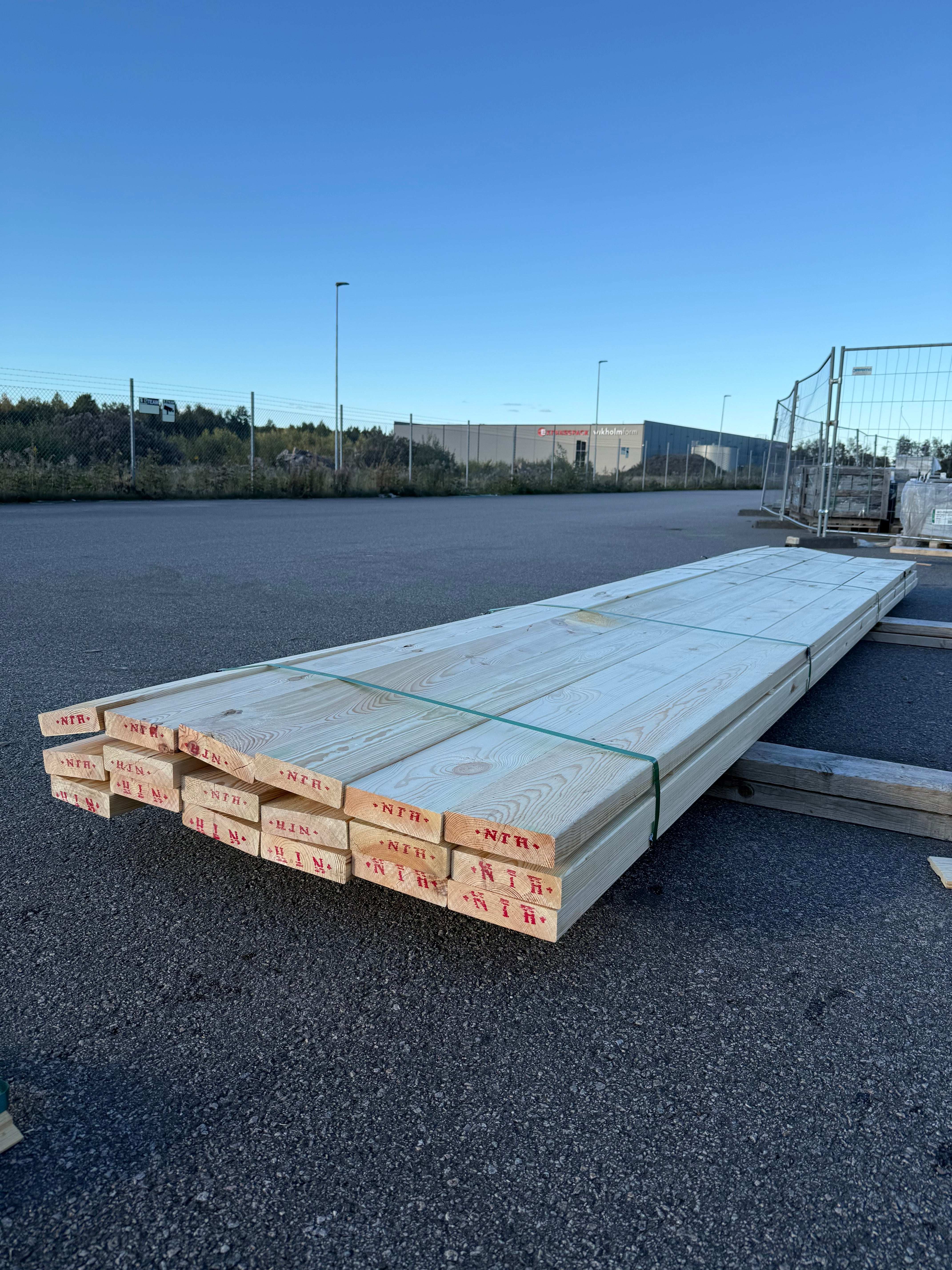 Paket Reglar 45x170 – 18 st (5,10 m, furu)