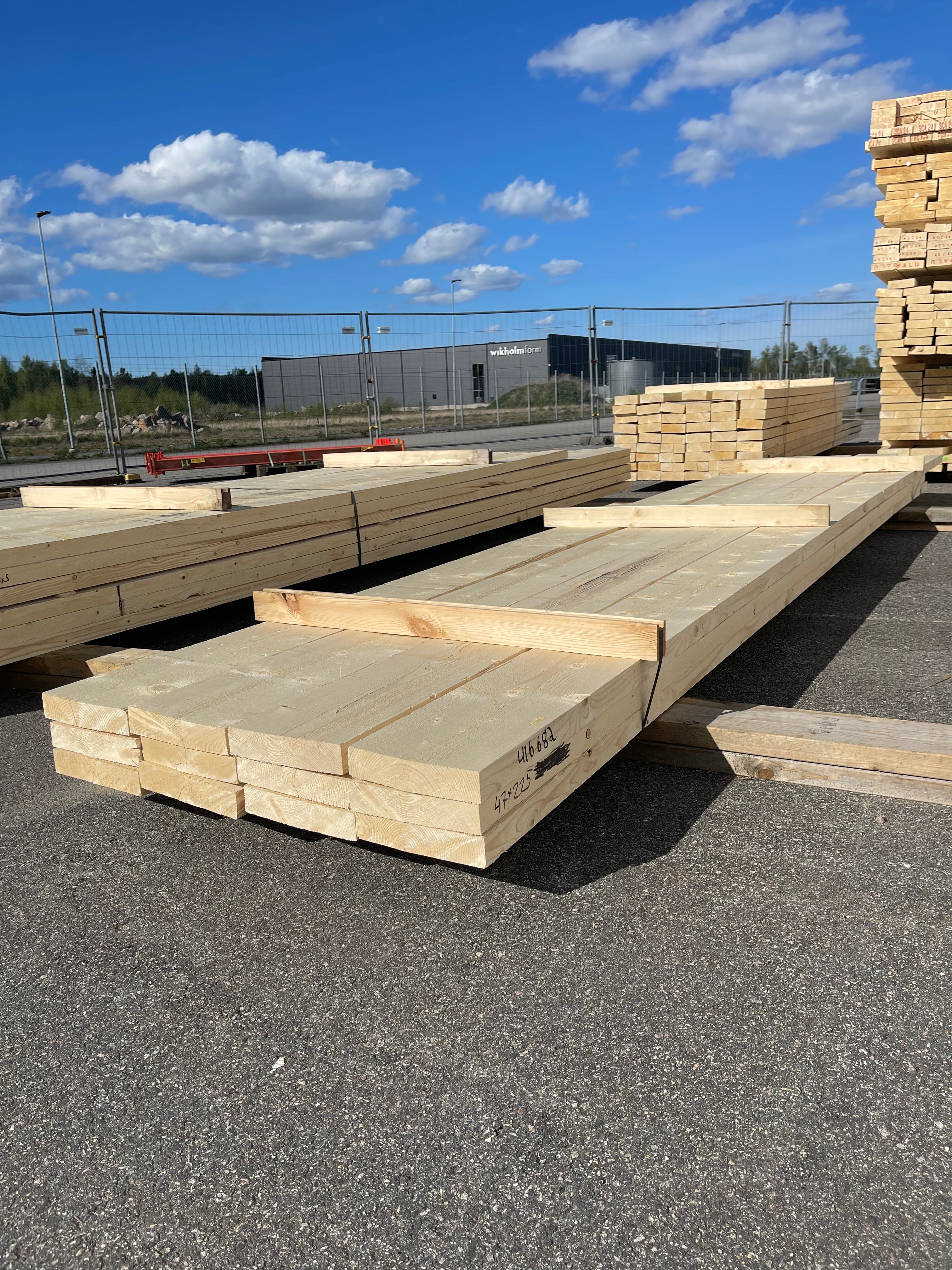 Paket Reglar Ohyvlade 47x225 mm – 4,80 m (8 st) + 5,40 m (4 st)