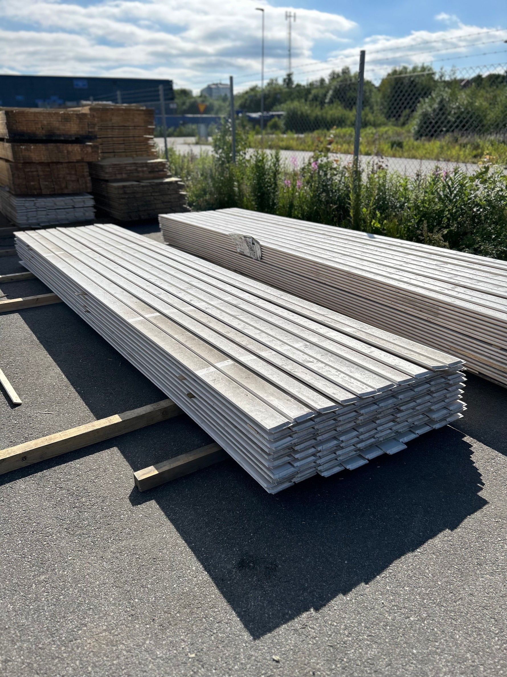 Parti Enkelfas Fals Ändspont 22x120mm, 260st 4.80m- Mellanstruken