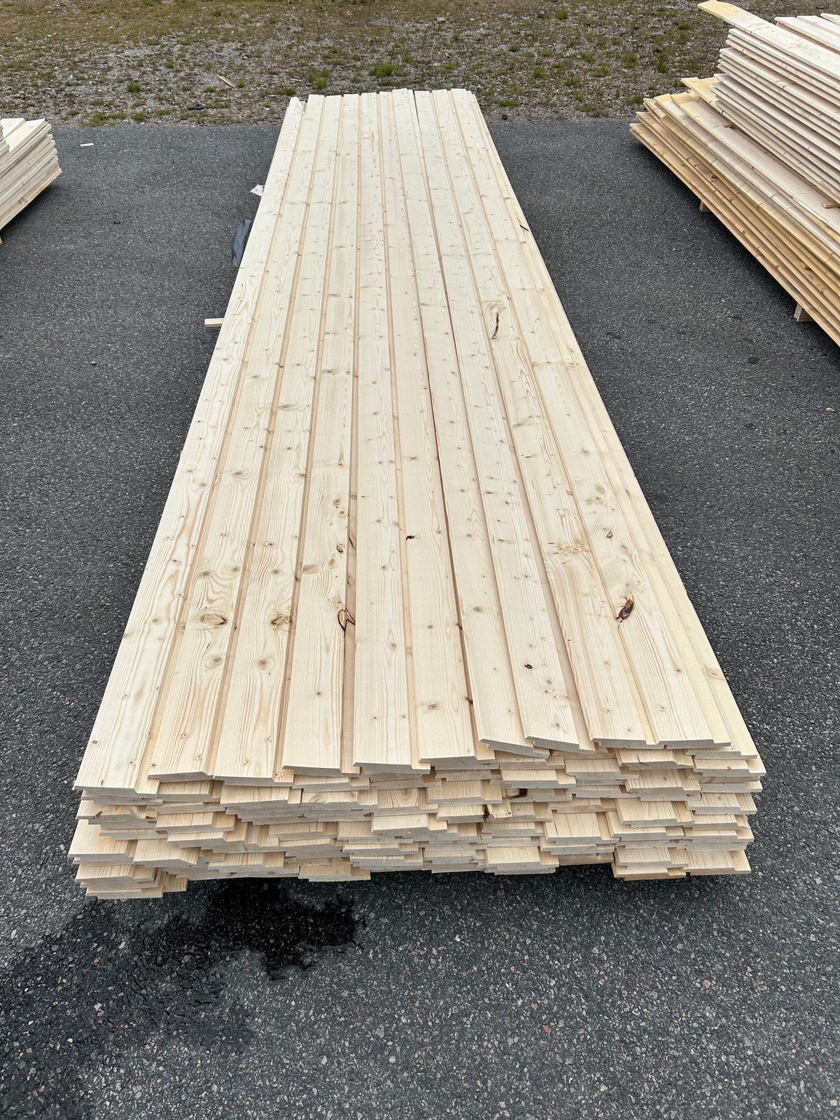 Paket Springpanel 22x120 mm – 4,80m 110st (Andra sortering)