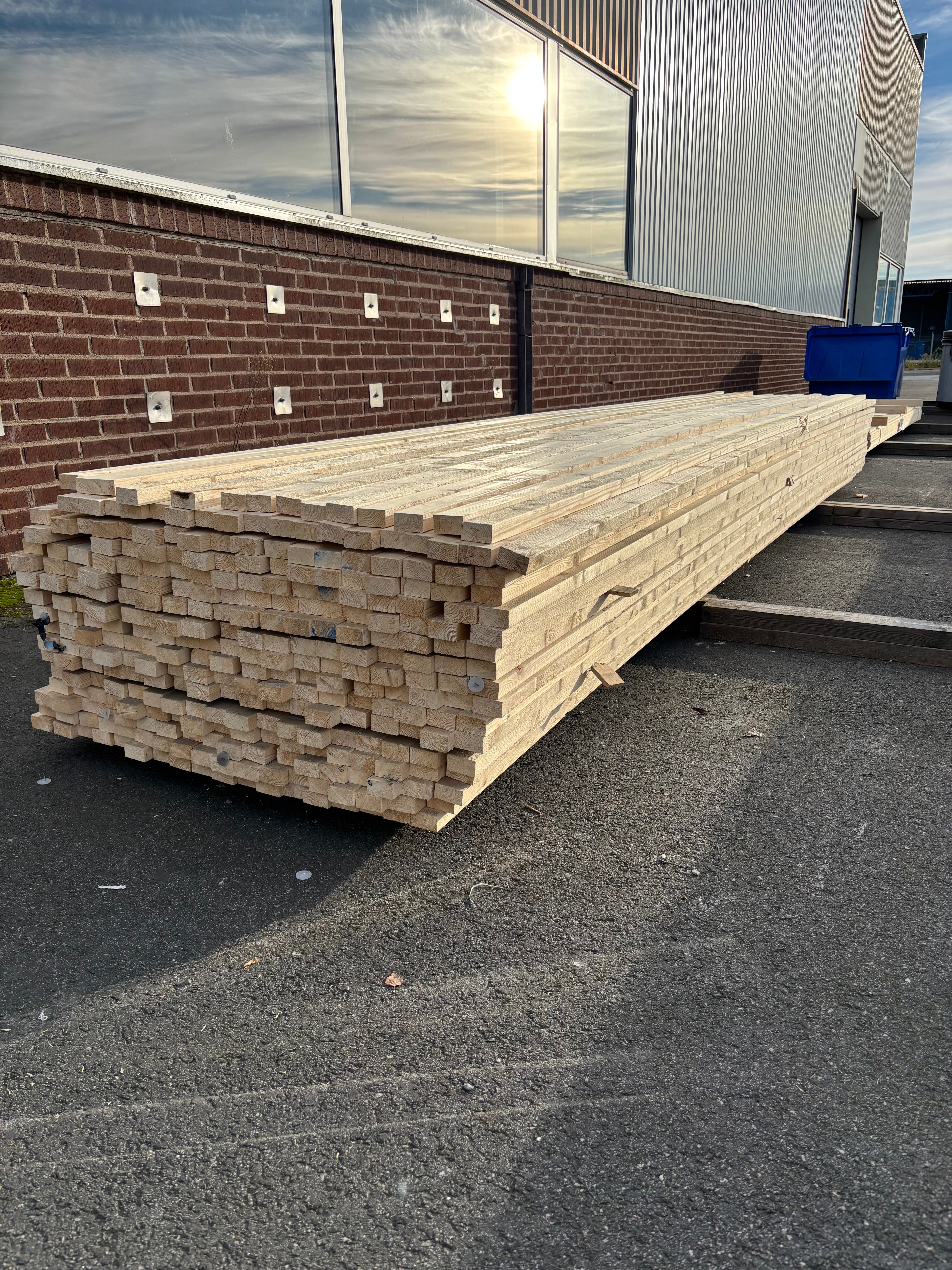 Paket Panel 28x51mm Finsågad – 272 st 5,40 m