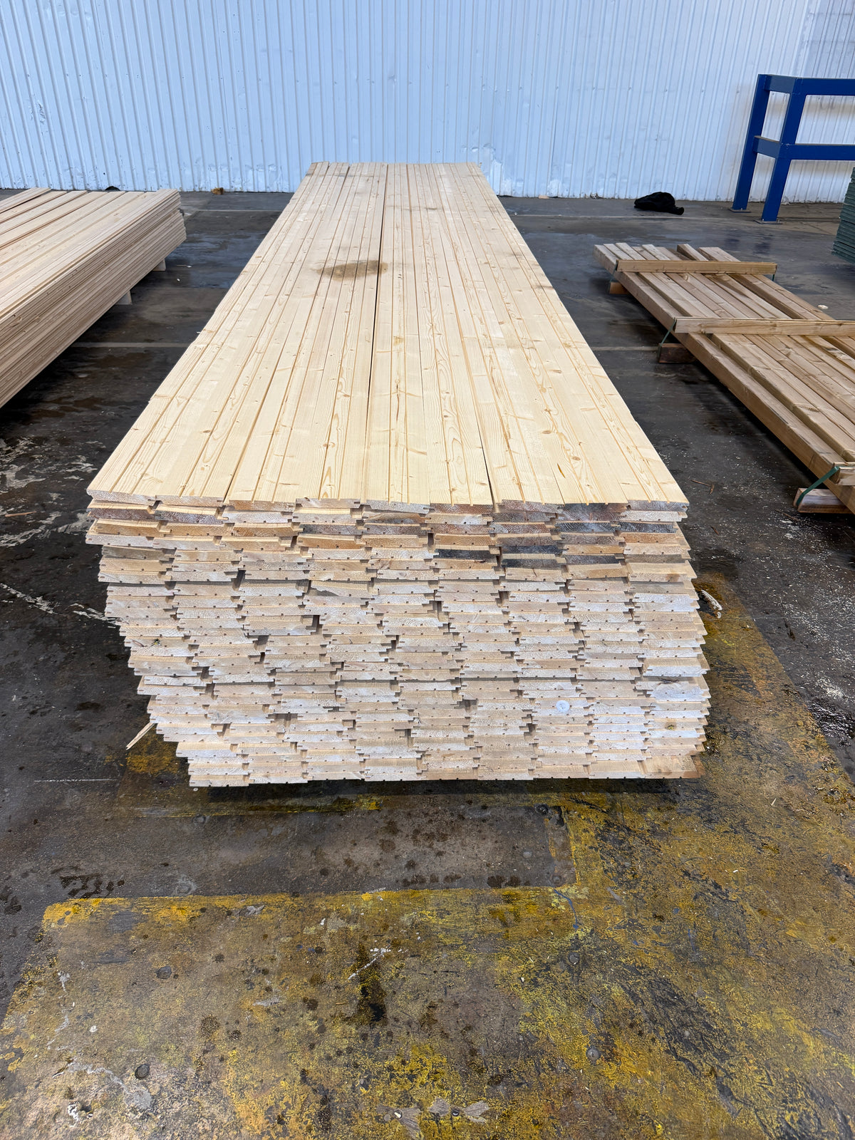 Paket Ytterpanel 19×120 mm 4,50 m – 243 st