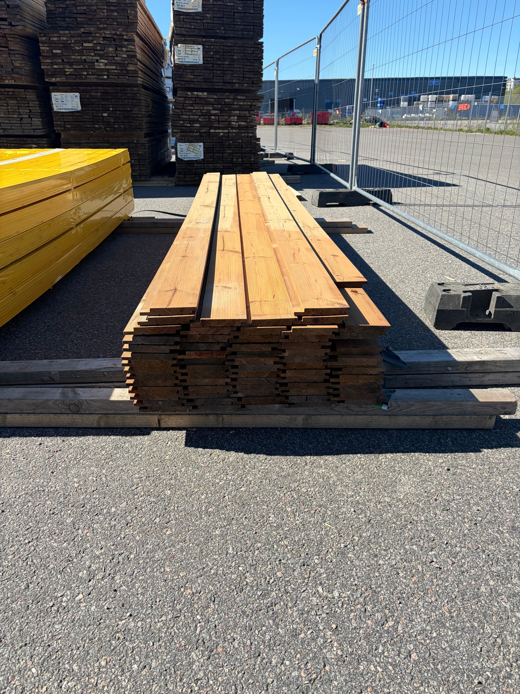 Paket Thermowood Furu 19x140mm Dubbelfas Fals Rak, 67st 3,6m