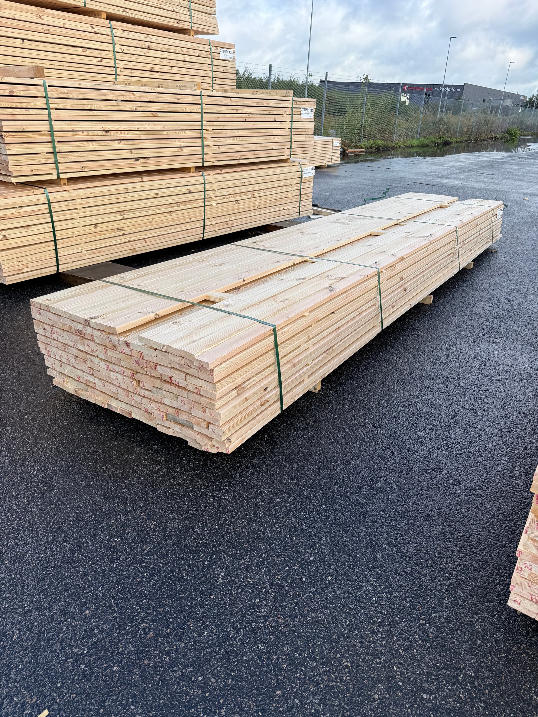 Parti Glespanel 28x70mm 4.80m 178st Furu