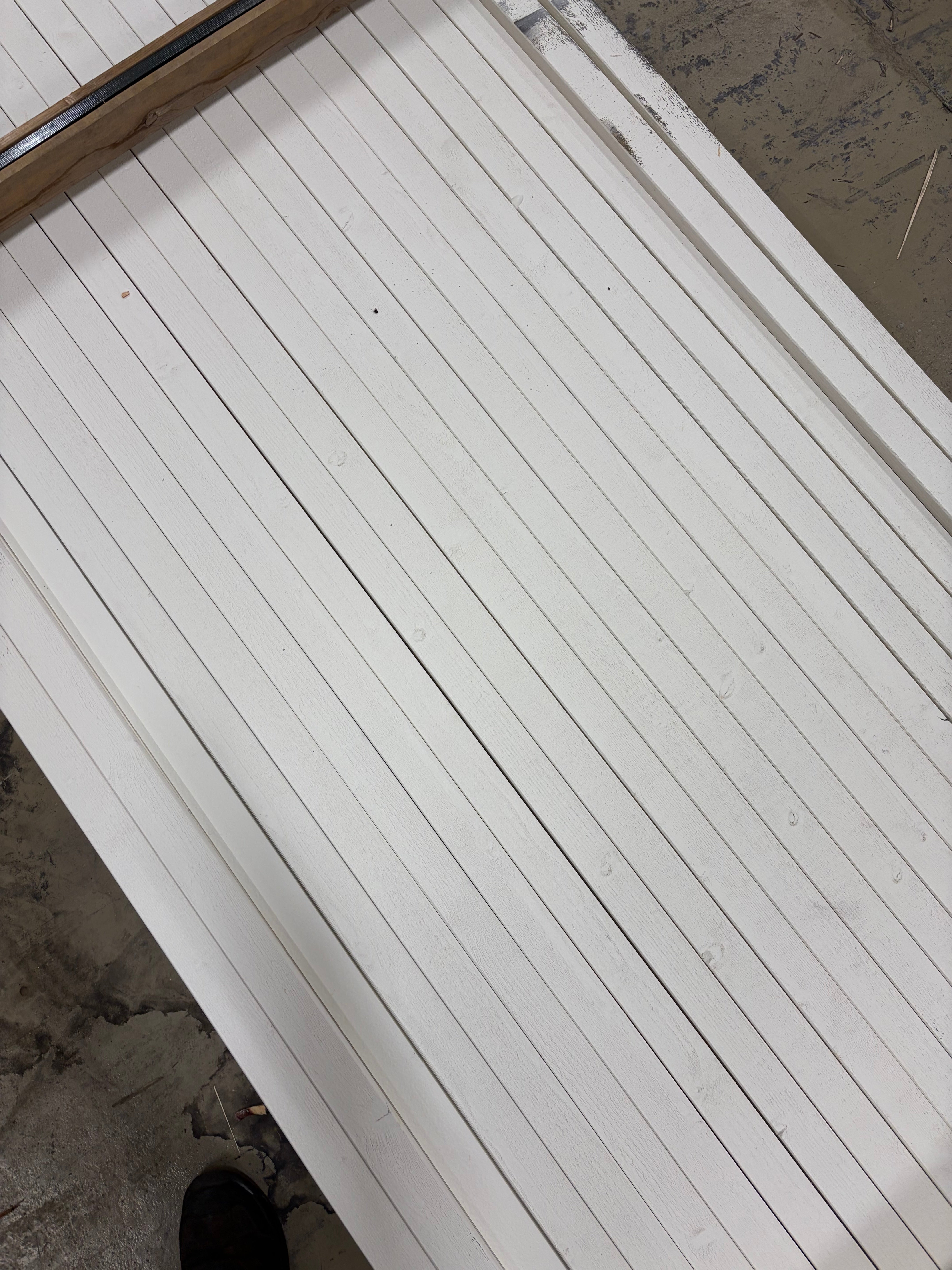 Paket Finsågad Panel 22×45 – 180 st (3.0 m) Mellanstruken