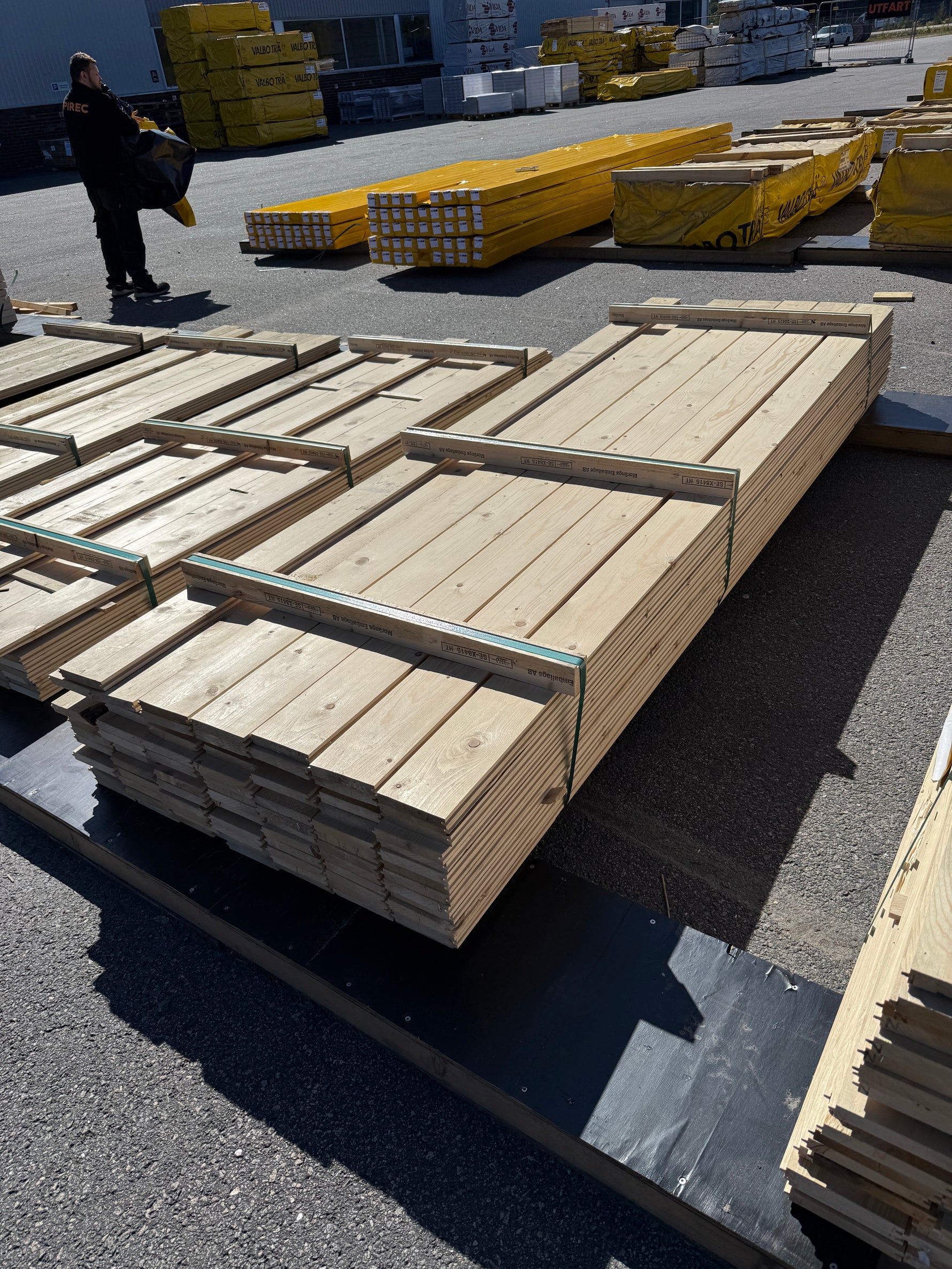 Parti Råspont/Luckämne 23x145mm- 97st 3.0m