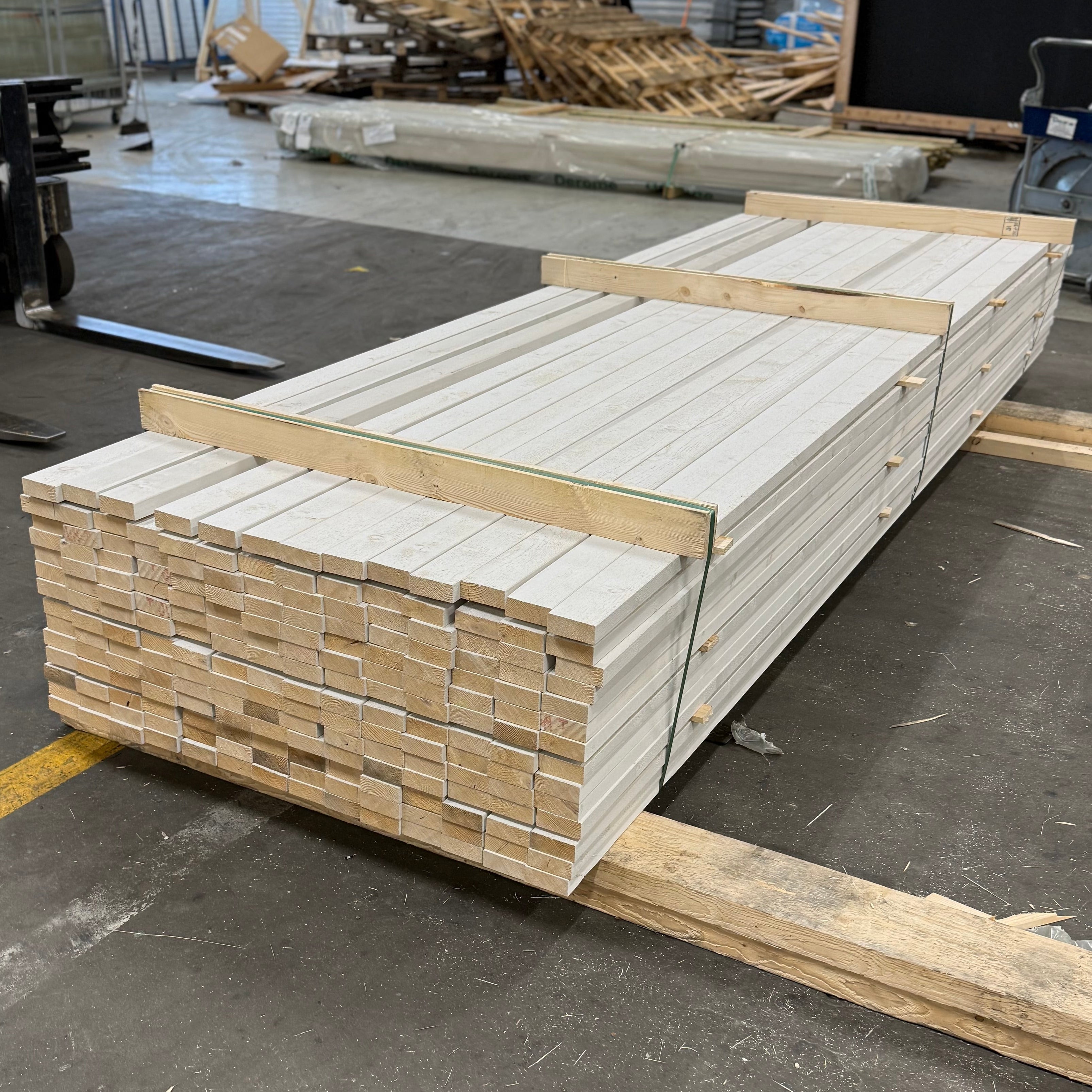 Paket Finsågade Brädor 28x70mm, 196st- 3.60m - Spirec