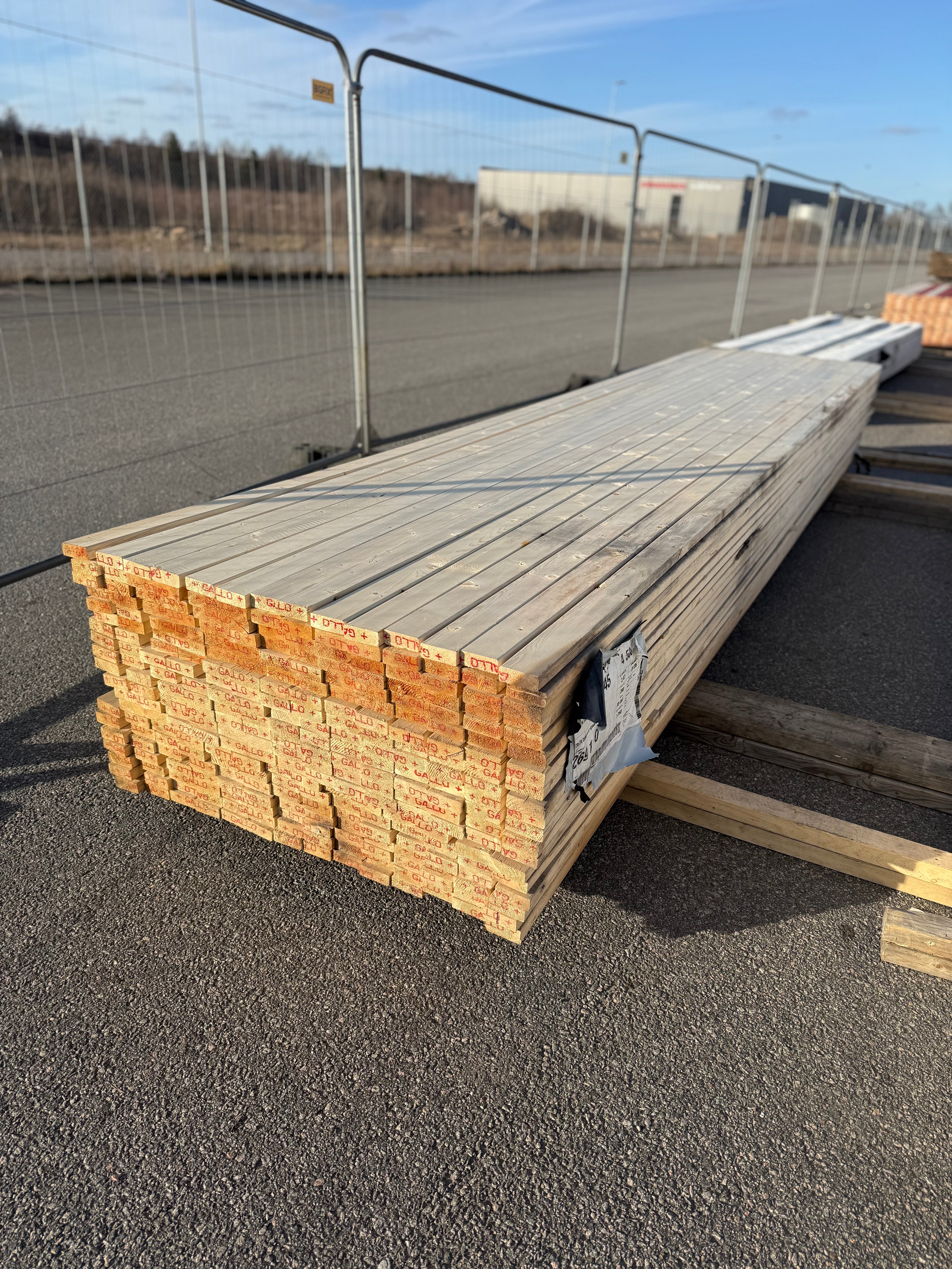 Paket Glespanel 28x70mm – 280 st 4,50 m Obehandlad Gran - Spirec