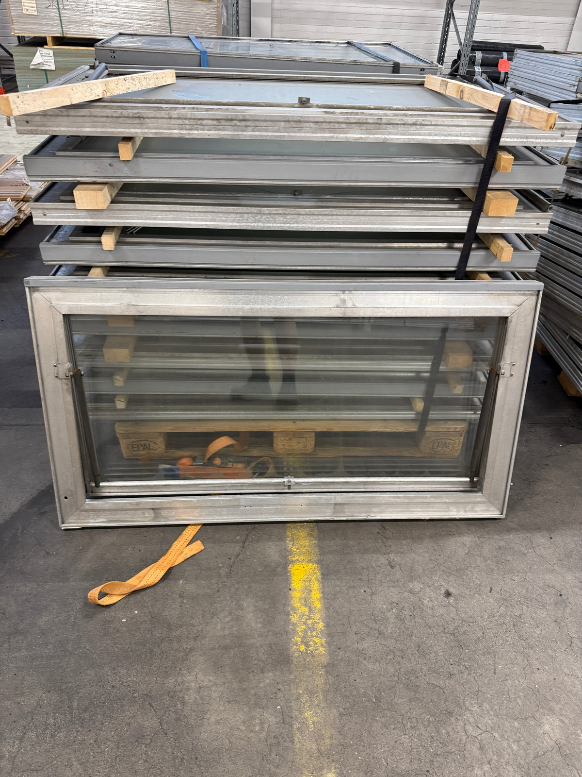 Parti Aluminiumfönster – 55 st (3- Glas)