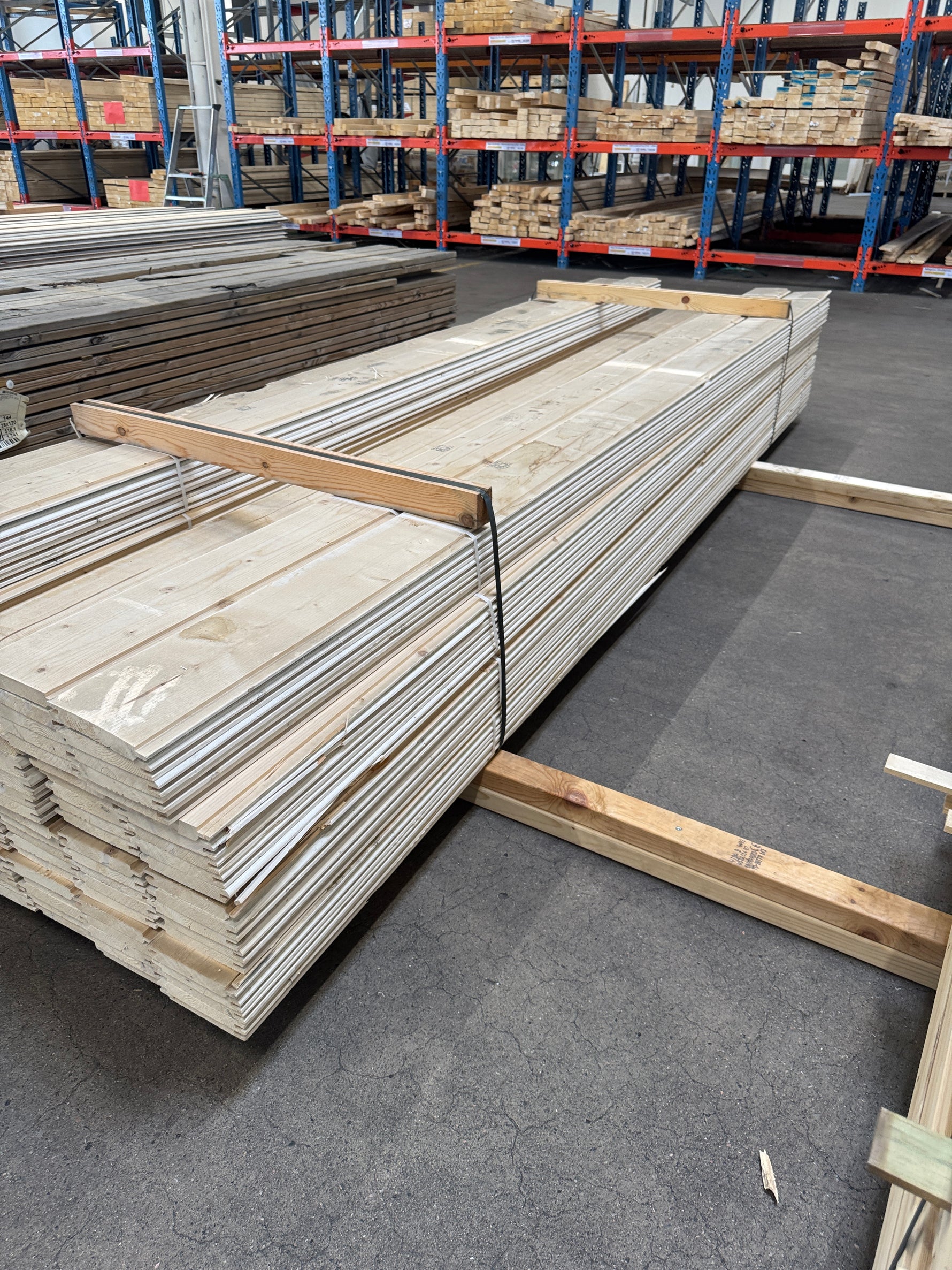Paket Ytterpanel Dubbelfasspont 22x145mm 3,60m – 120 st Vit