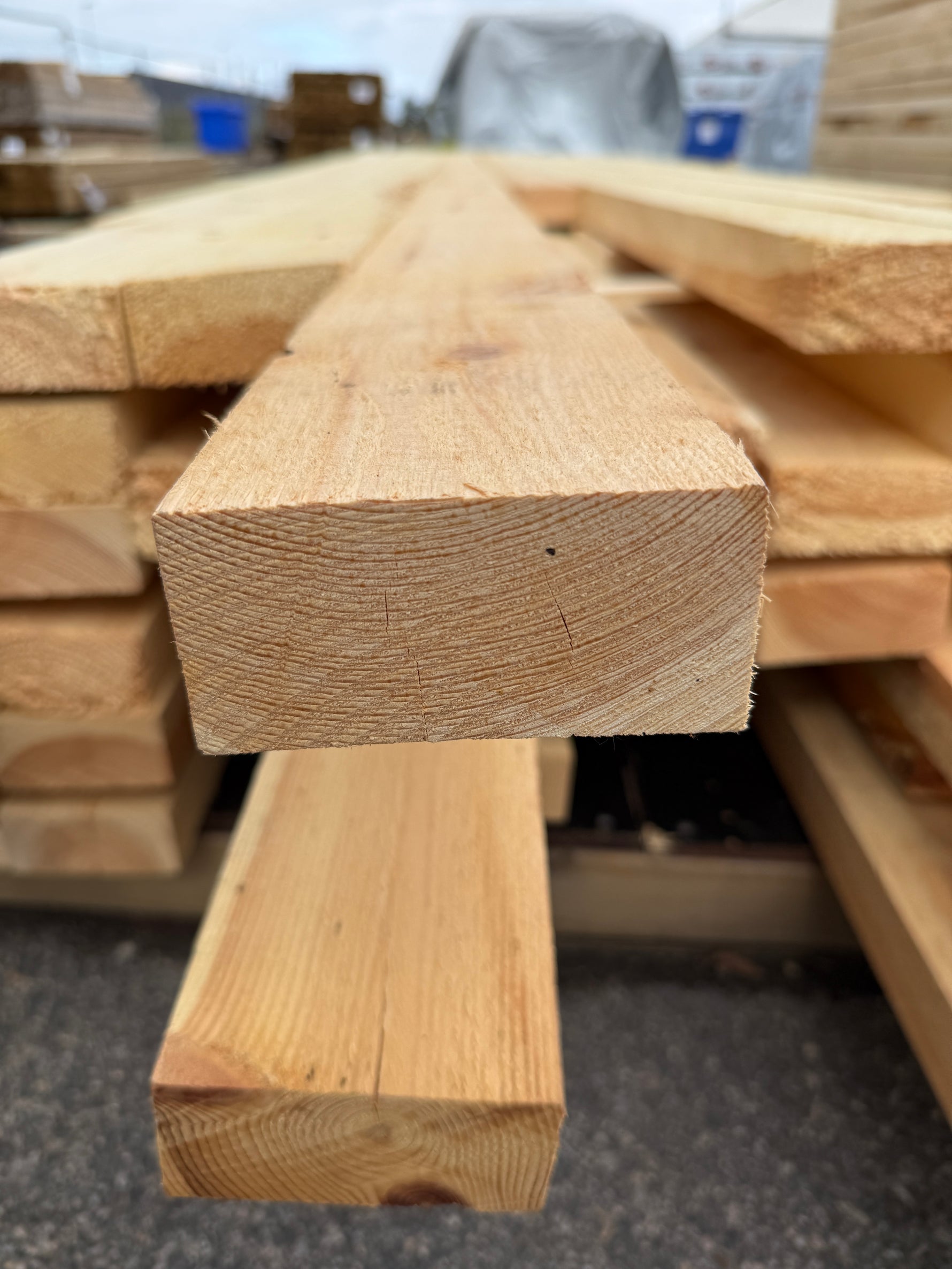 Paket Ohyvlade Reglar 47×100 mm – 70 st (2.70-3.90m)