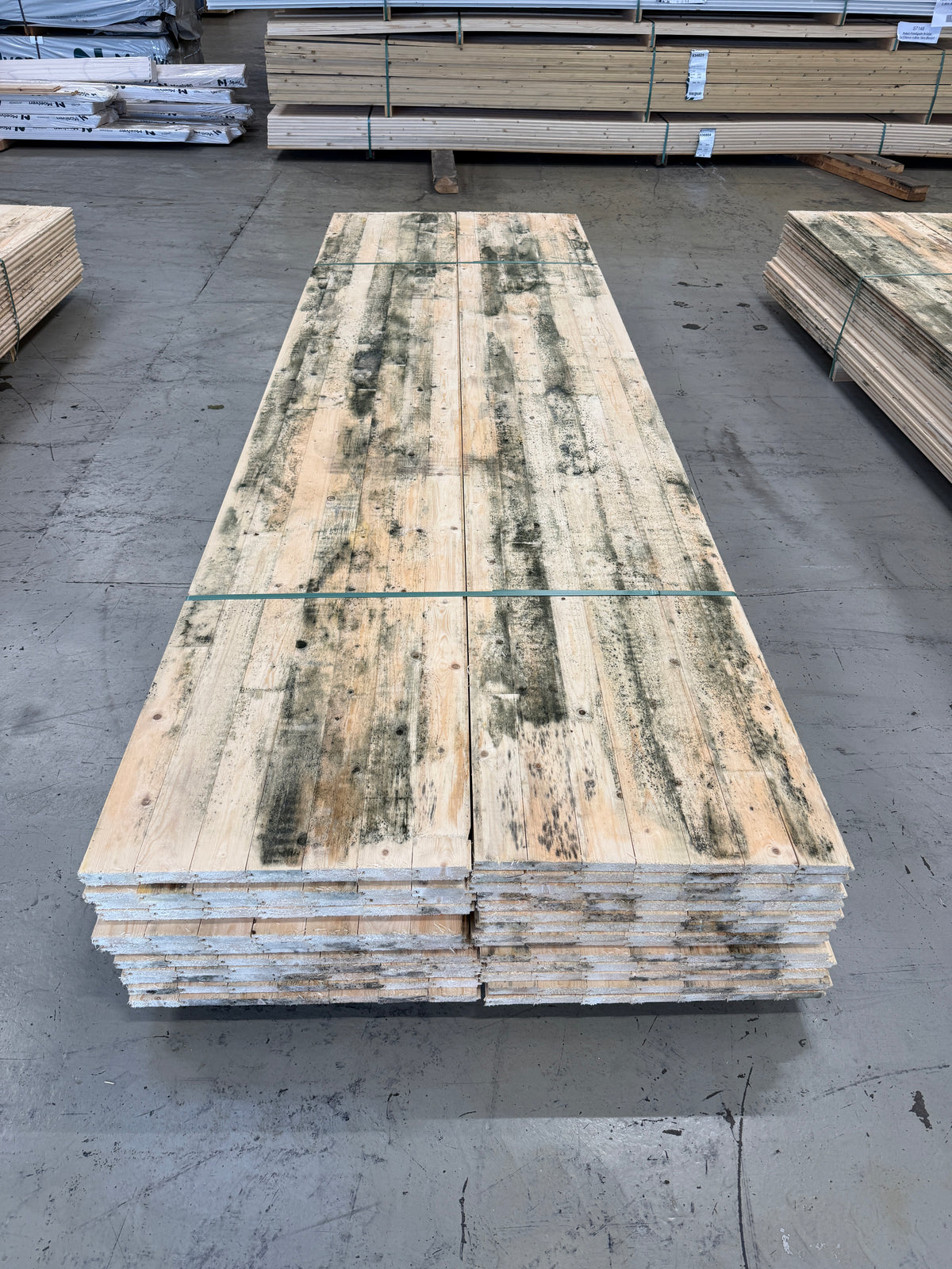 Parti Råspontluckor 20x540x3600mm 28st (Fuktskadat)
