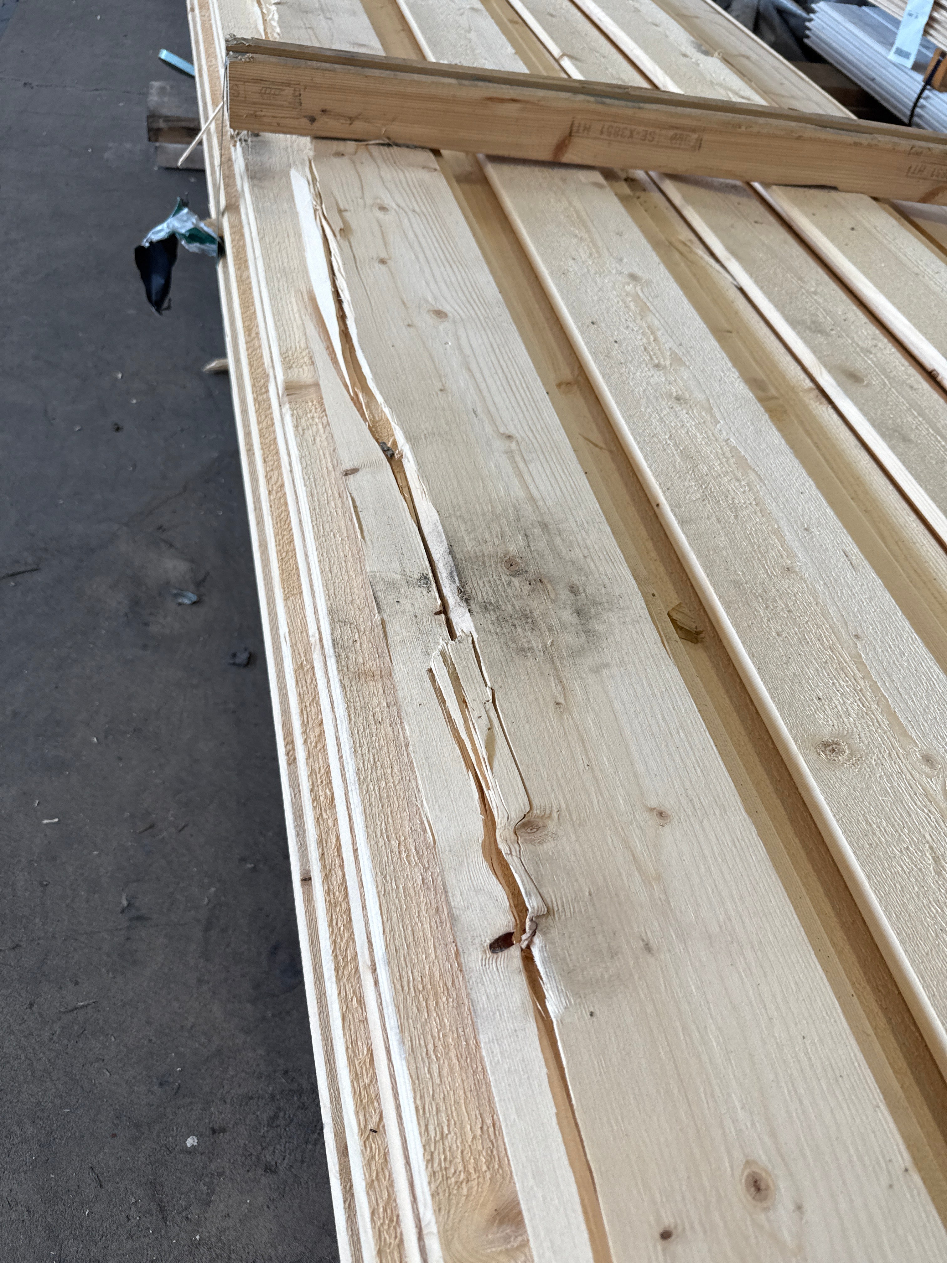 Paket Falsad Spårpanel 21x166mm 5.40m 90st