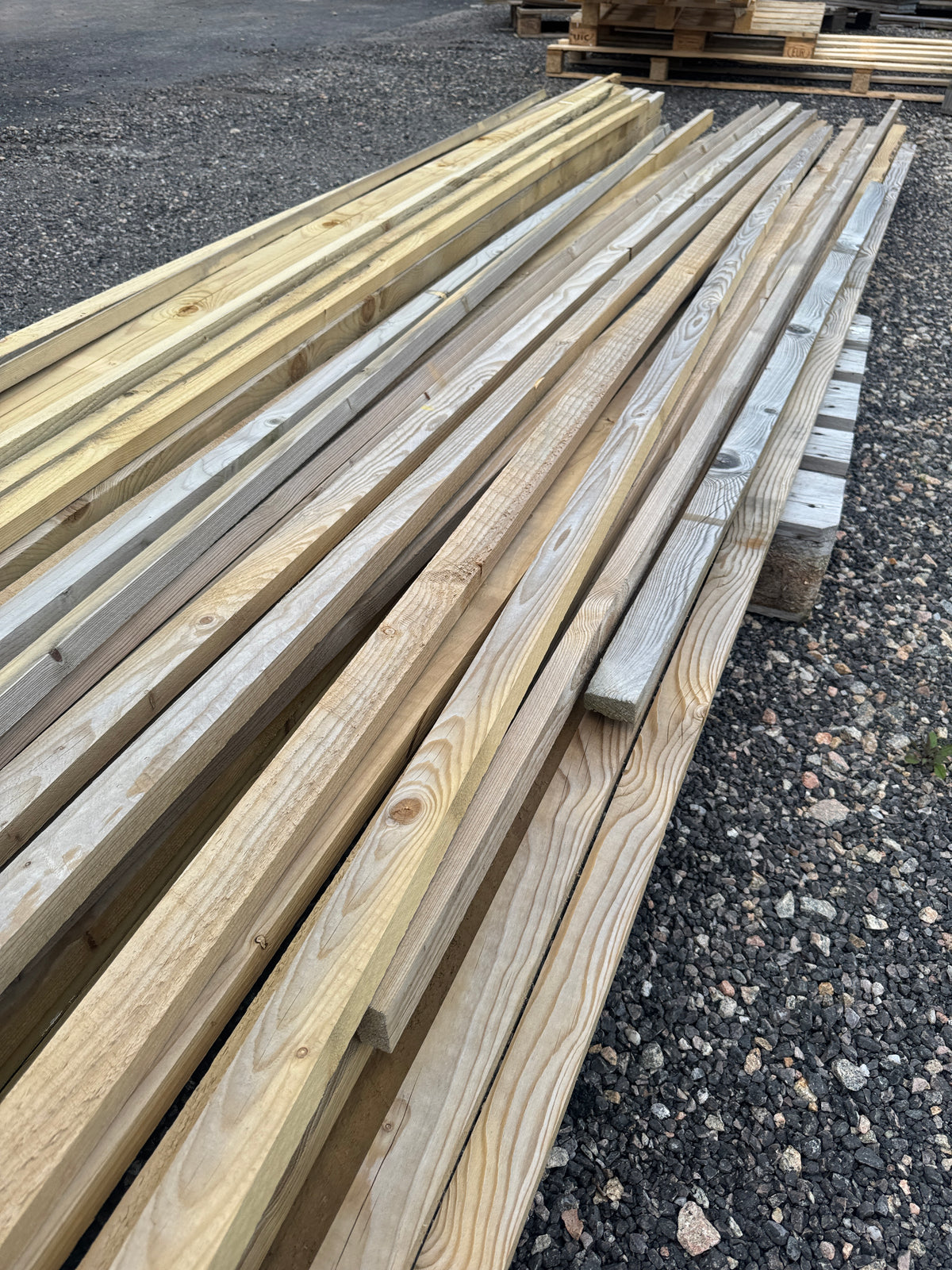 Paket Impregnerad Läkt 25x36/25x48mm – 3,60/4,20/4,80m