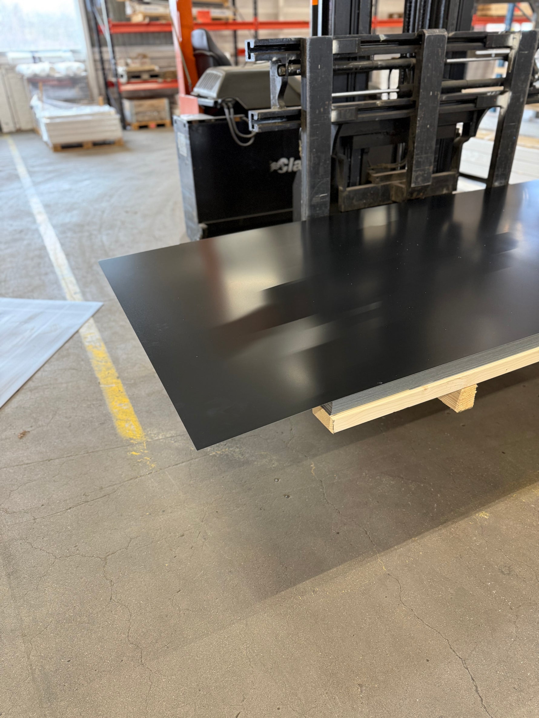 Slätplåt 1230x2500mm- Svart 0,5mm - Spirec