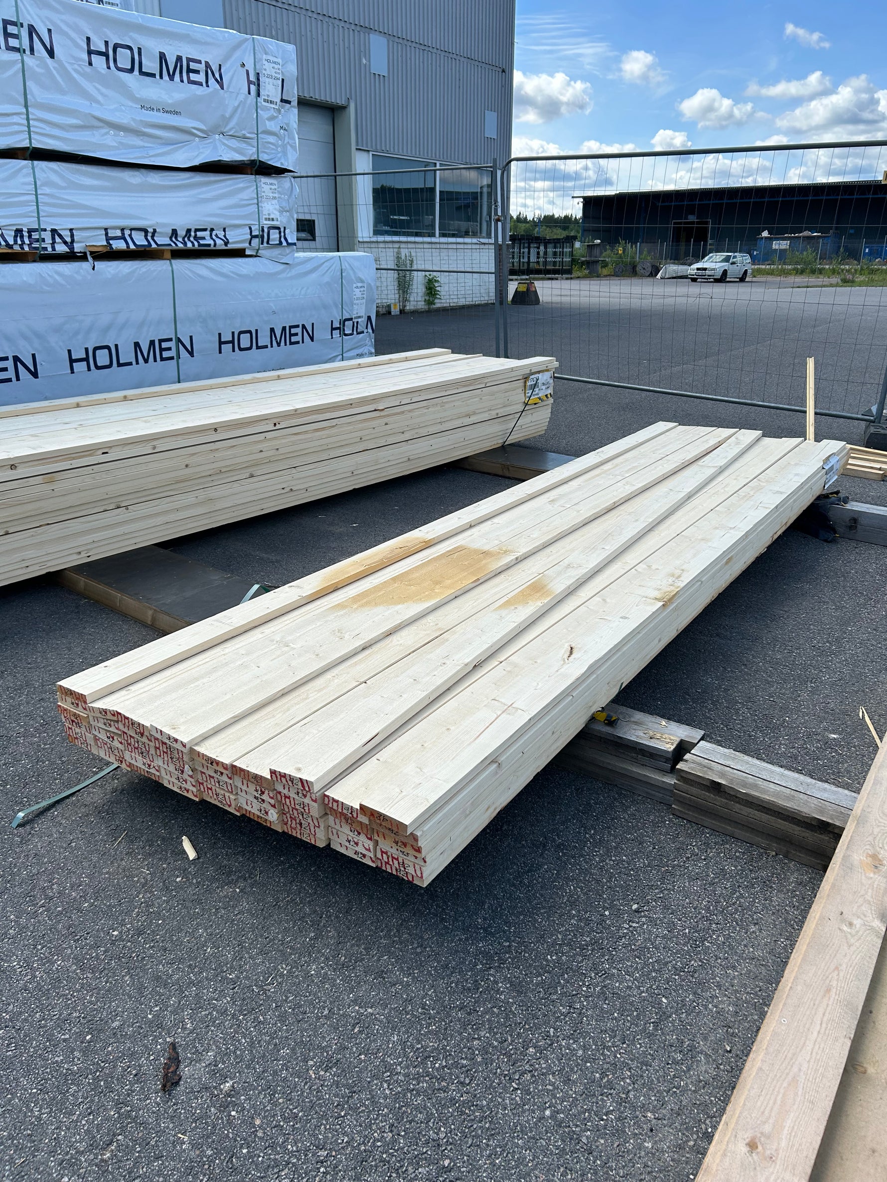 Paket Finsågade Brädor 28x120mm 4,20m 50st Obehandlade
