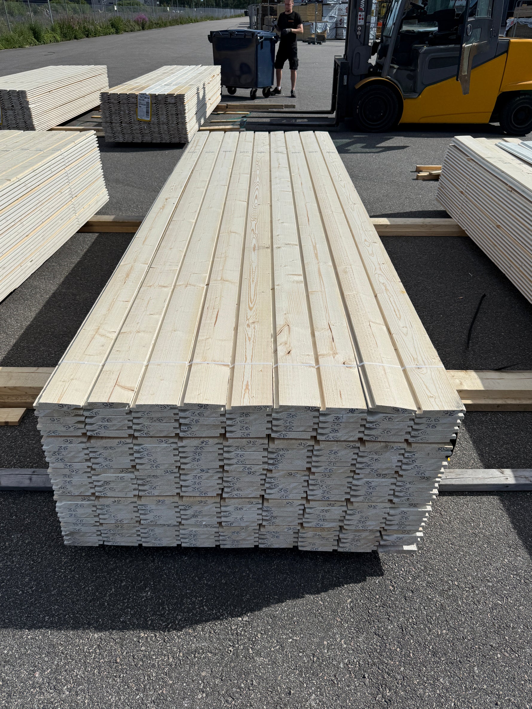 Paket Ytterpanel Enkelfas Halvspont 22x120mm, 225st 3.60m Grundmålad Vit&nbsp;